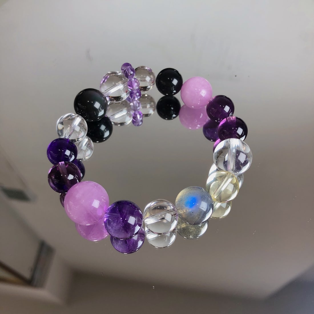 An Exquisite Crystal Bracelets - 8