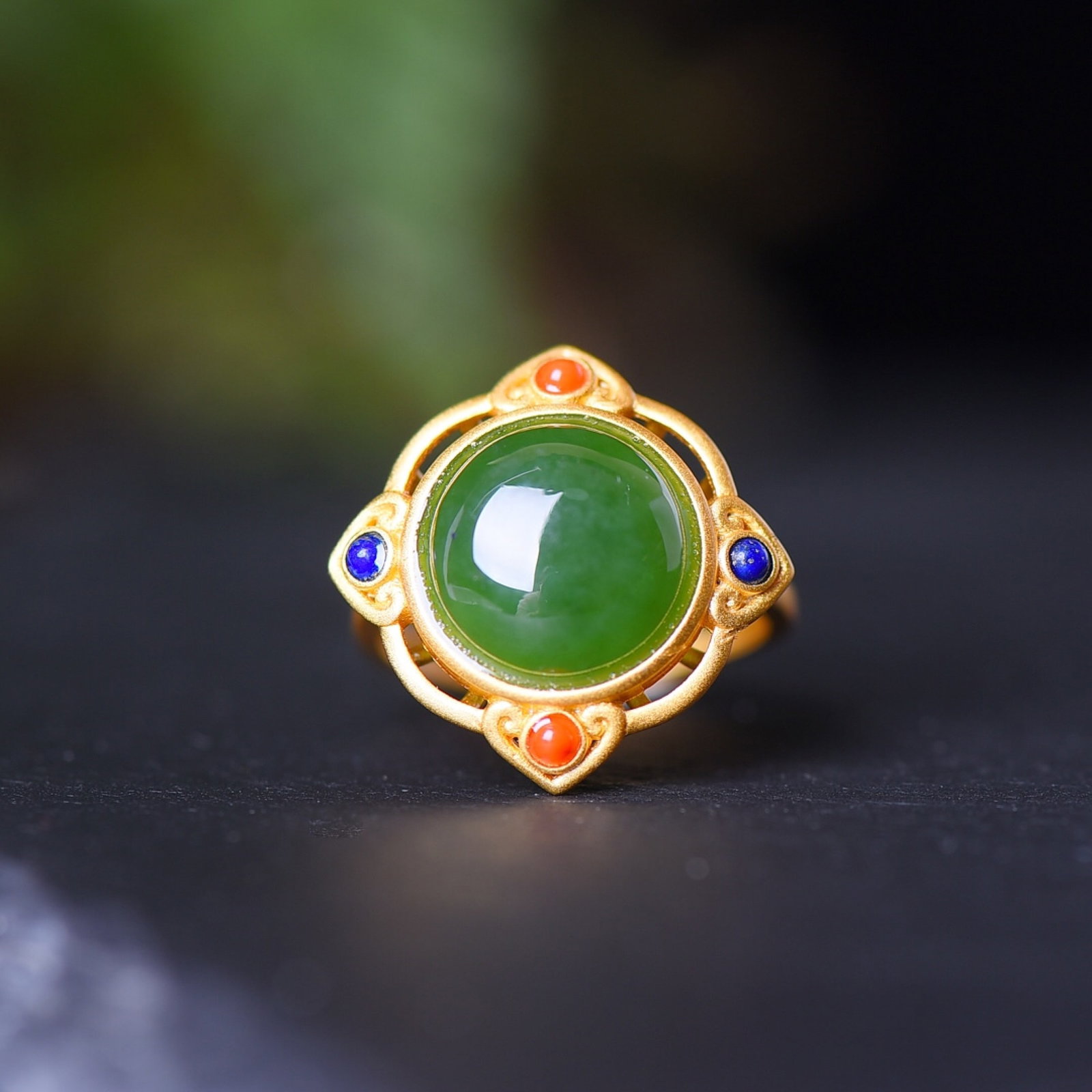 An Exquisite Sterling Silver-Gold Plated Inlaid Jasper Ring: Estimated Value:200-400 An Exquisite Sterling Silver-Gold Plated Inlaid Jasper Ring,Size:12mmx12mm 纯银镀金镶碧玉戒指