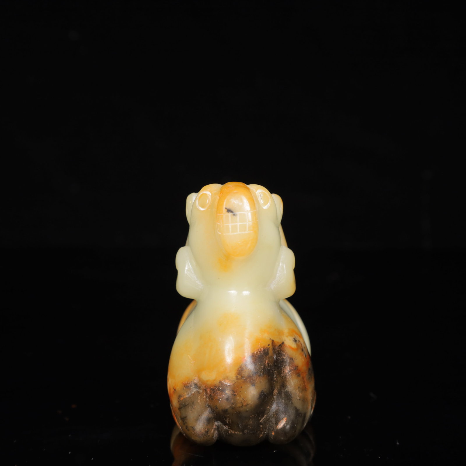 An Exquisite White Jade Sheep Ornament - 3