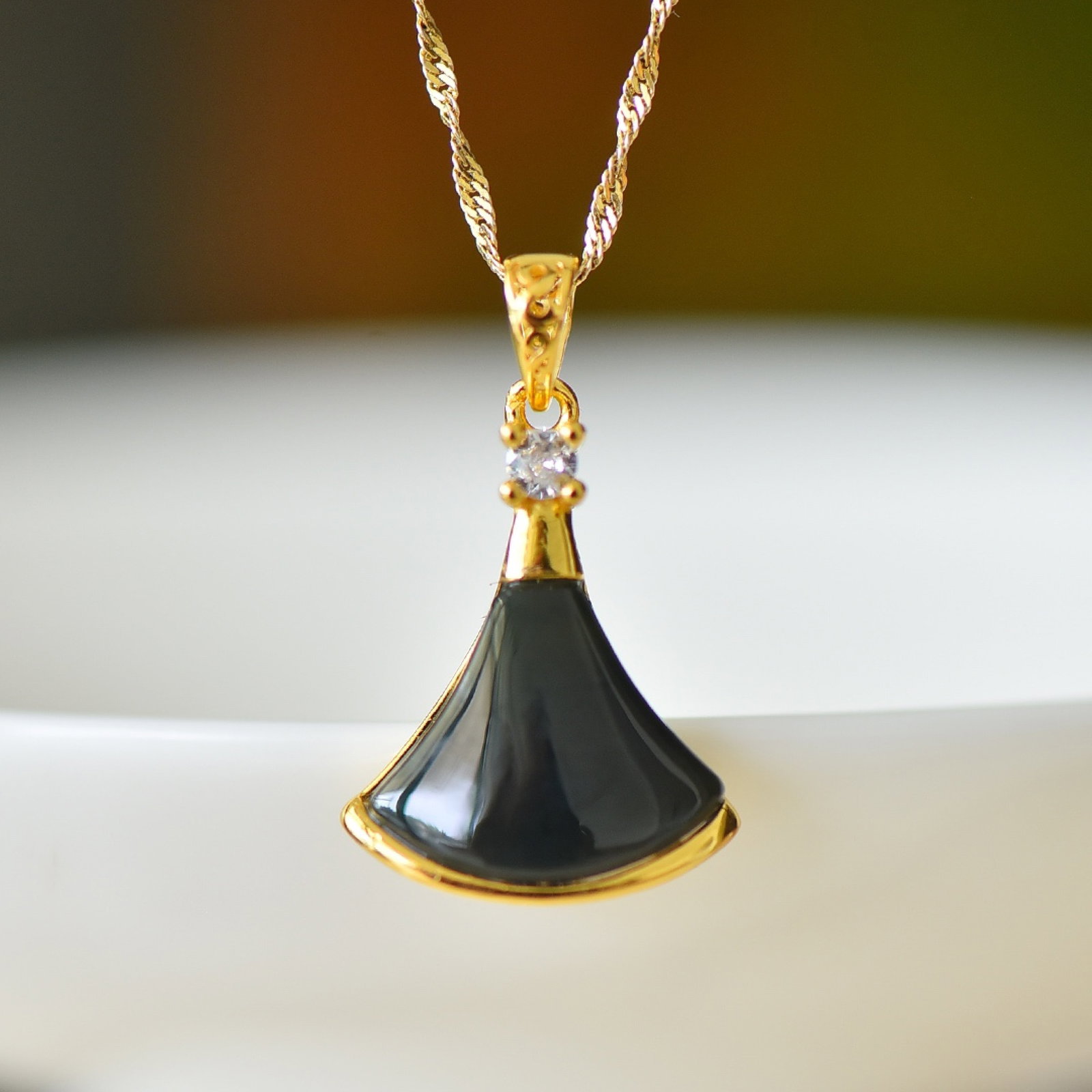 An Exquisite Sterling Silver-Gold Plated Inlaid Black Jade Pendant - 2
