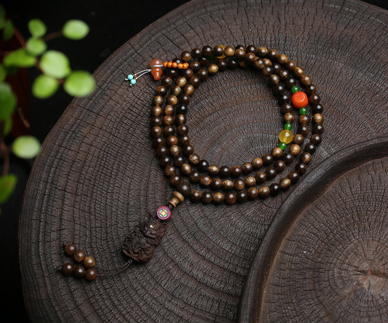 An Exquisite Eaglewood Bracelets - 2