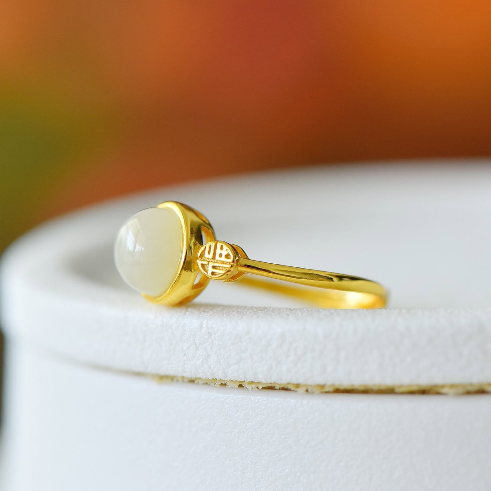 An Exquisite Sterling Silver-Gold Plated Inlaid White Jade Ring - 4