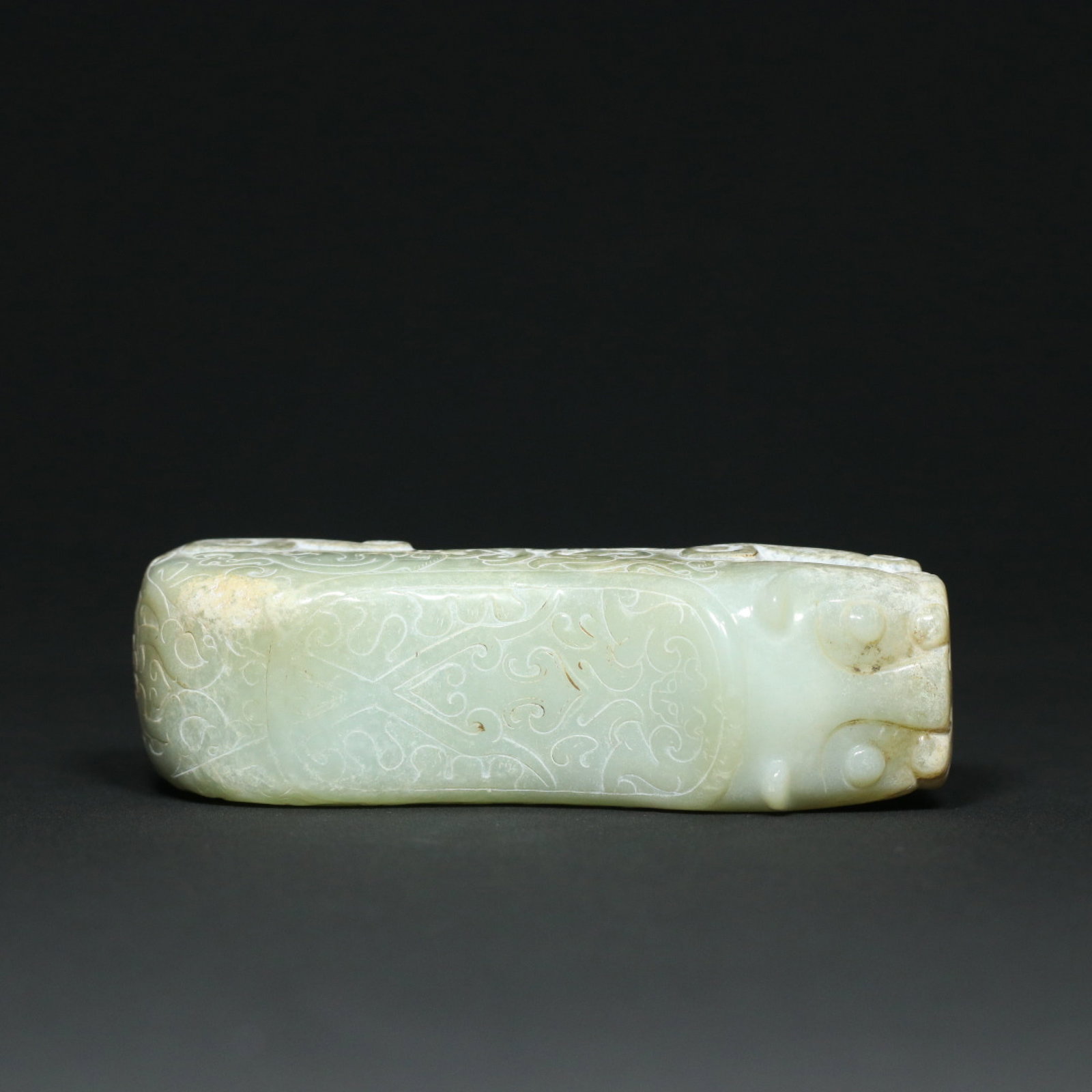 An Exquisite White Jade Dragon and Phoenix Pattern Tiger-Shaped Ornament - 3