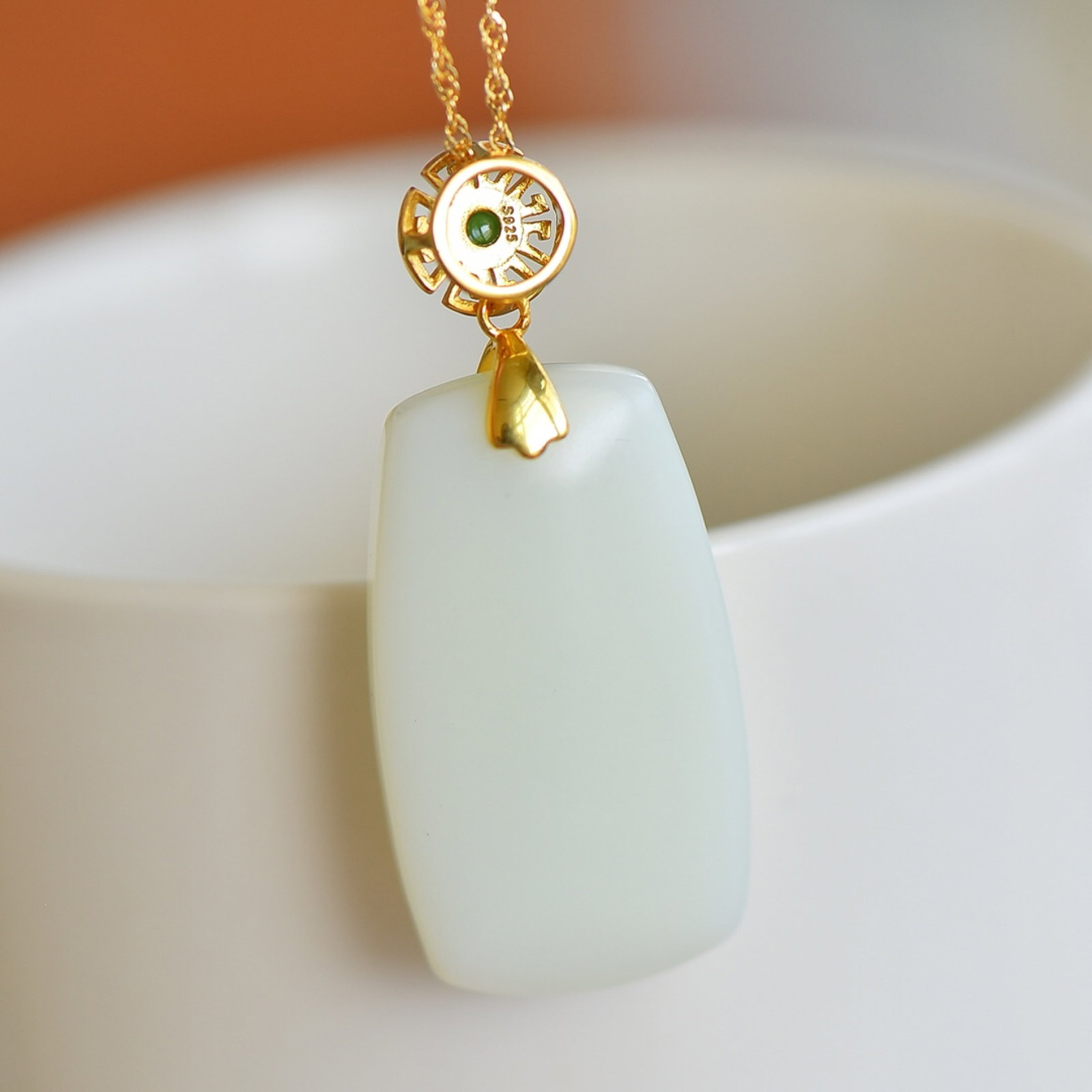 An Exquisite Sterling Silver-Gold Plated Inlaid White Jade Pendant - 5