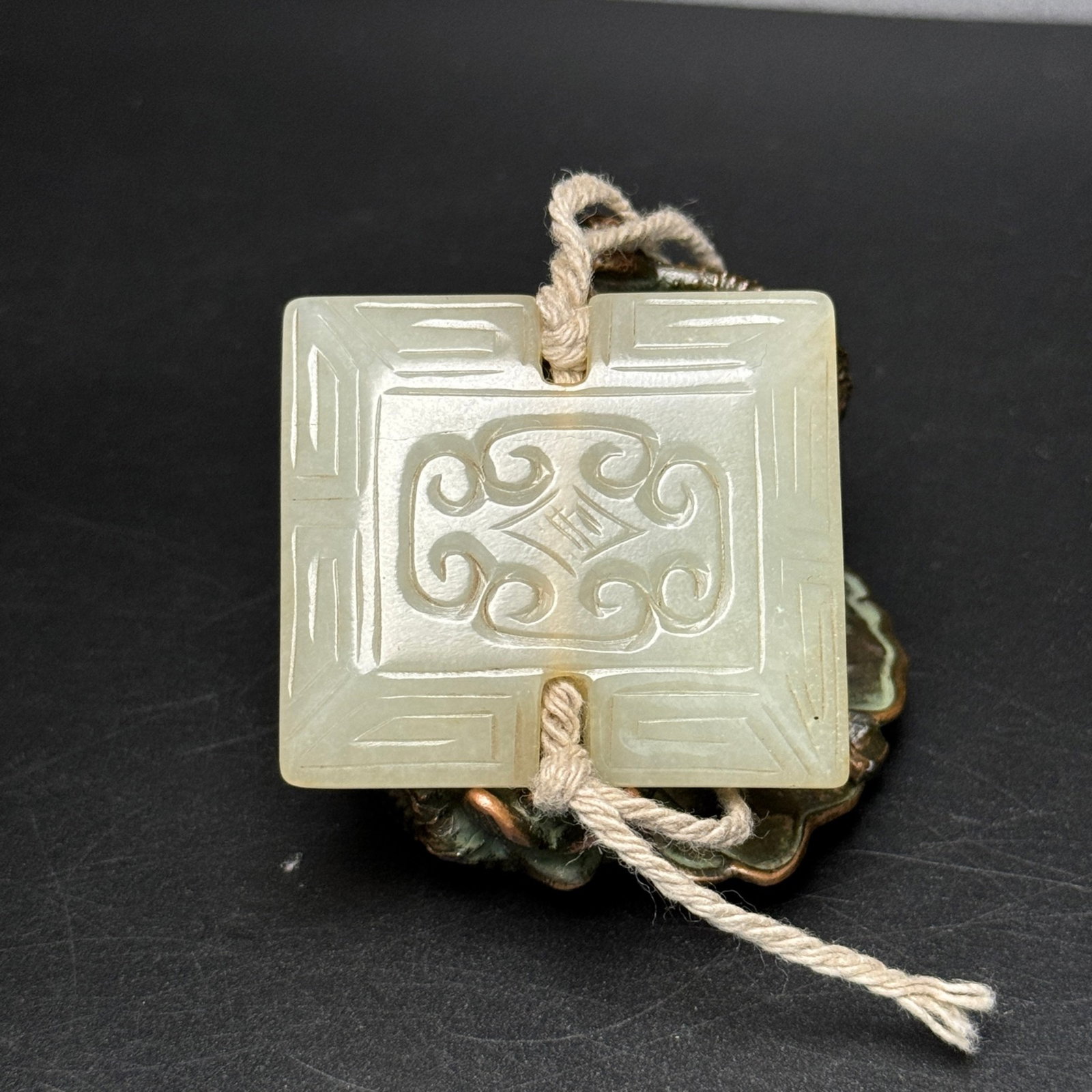 An Exquisite White Jade Shou-Character Pattern Pendant - 2