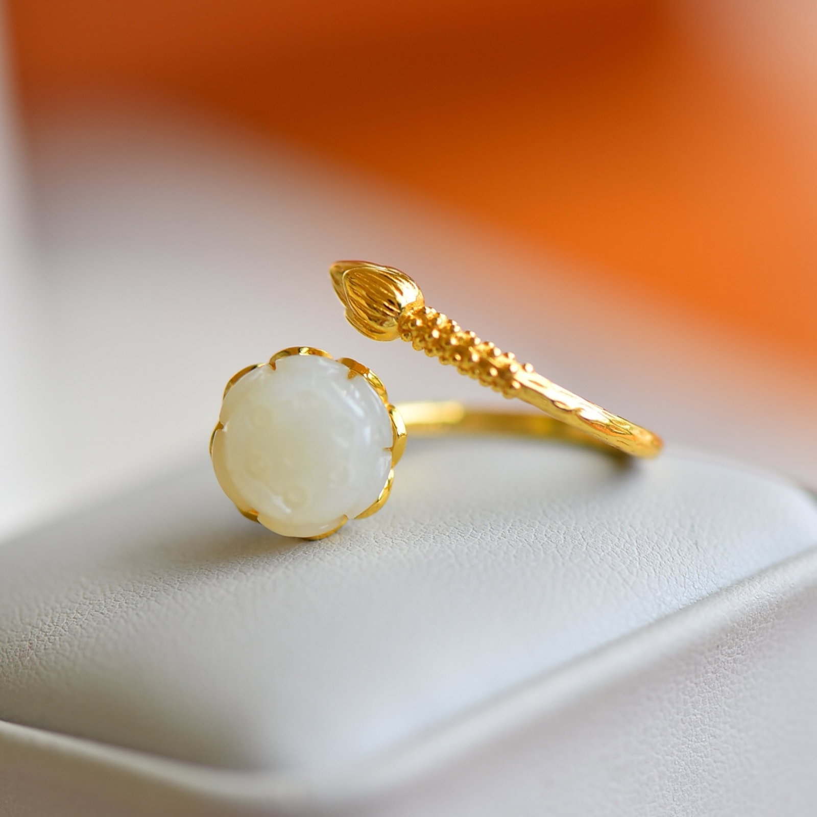 An Exquisite Sterling Silver-Gold Plated Inlaid White Jade Enamel Ring - 2