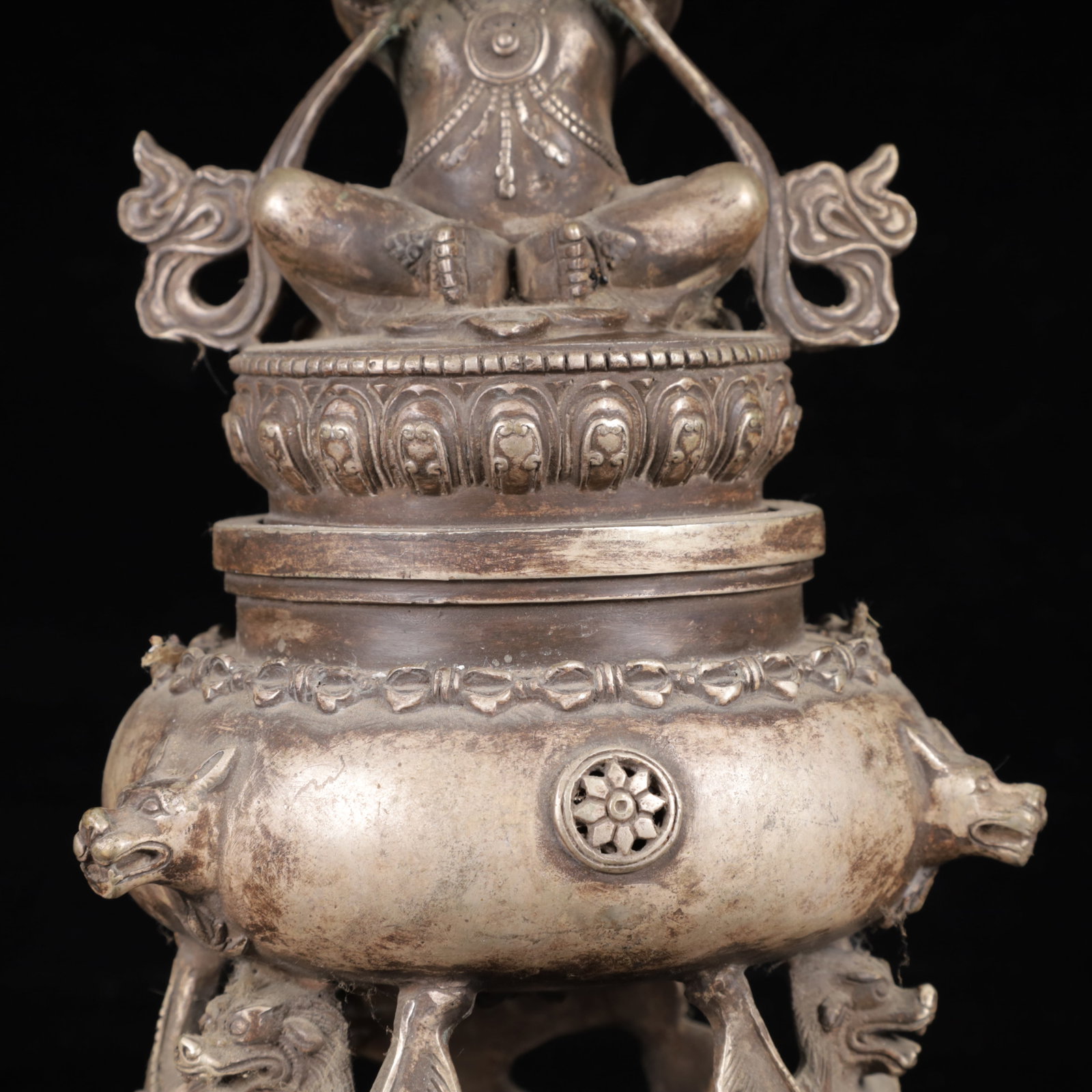 An Exquisite Silver-Plated Bronze Beast-Ears and Beast Legs Figure Censer - 3