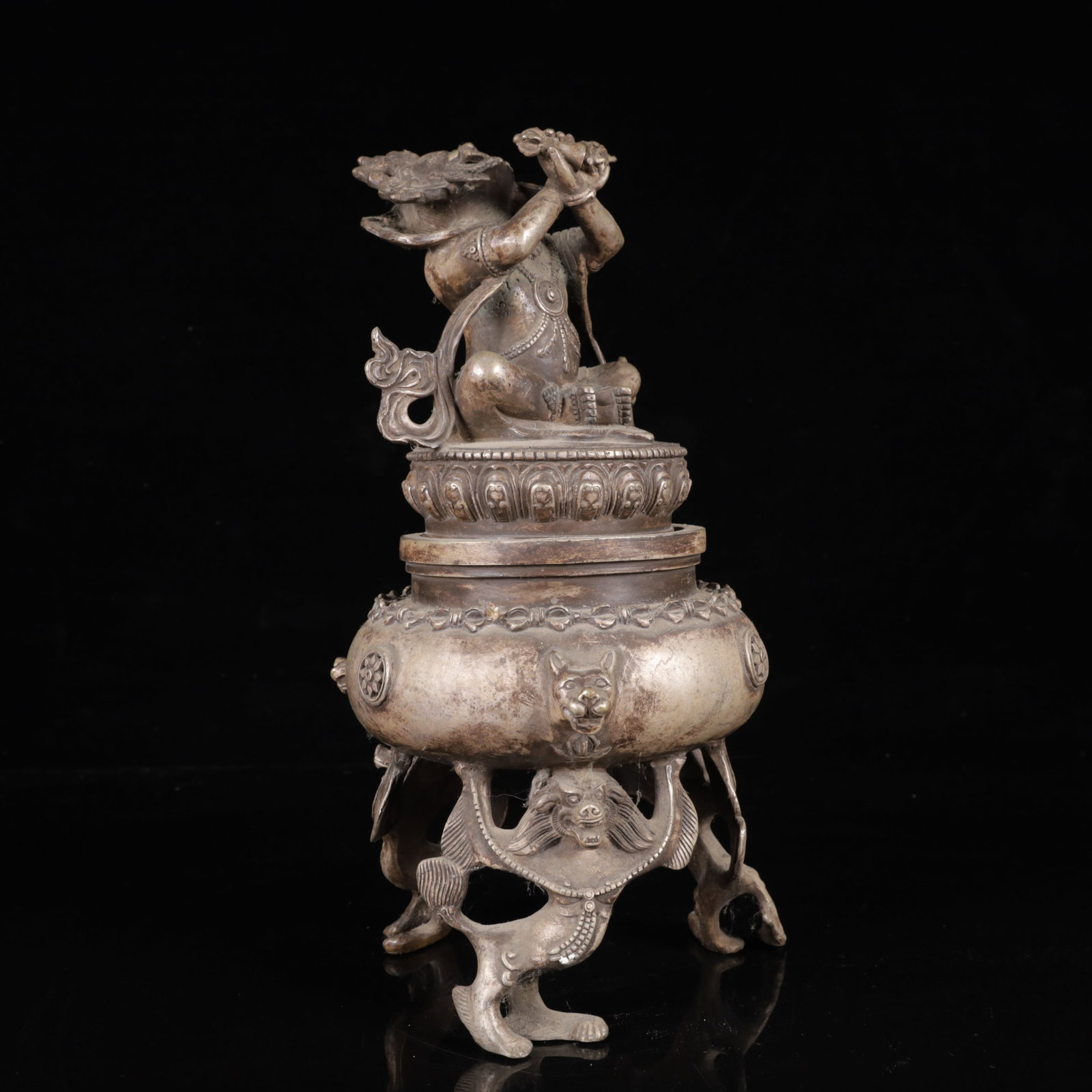 An Exquisite Silver-Plated Bronze Beast-Ears and Beast Legs Figure Censer - 8