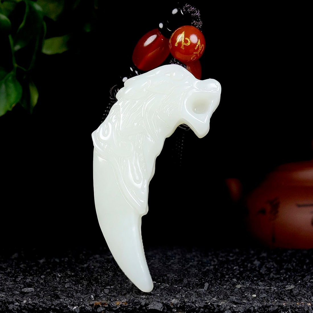 An Exquisite White Jade Pendant: Estimated Value:600-1200 An Exquisite White Jade Pendant,Size:53mmx27mmx8mm 白玉挂件
