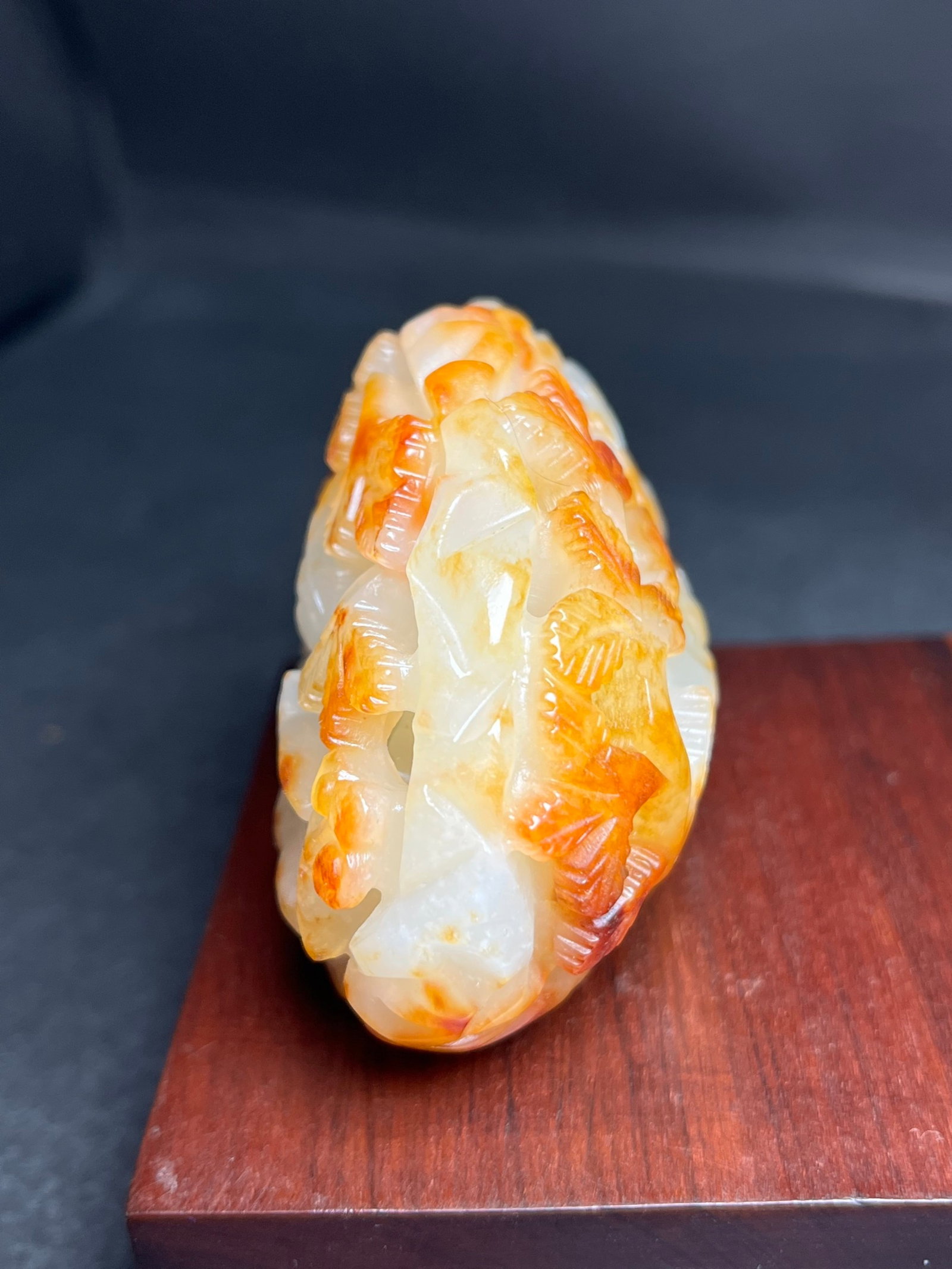 An Exquisite White Jade Figure Deer Pattern Ornament - 7