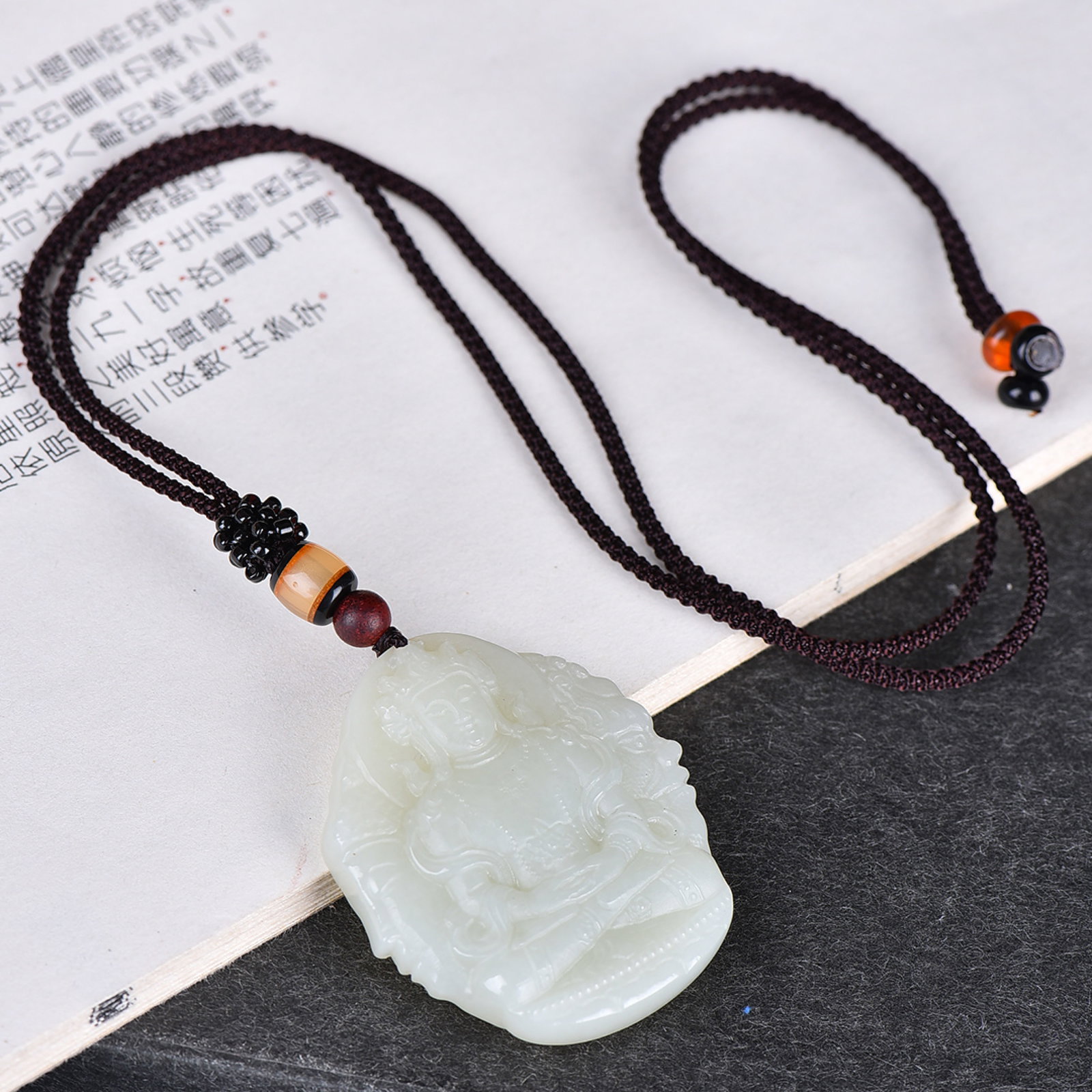 An Exquisite White Jade Buddha Pattern Pendant - 5