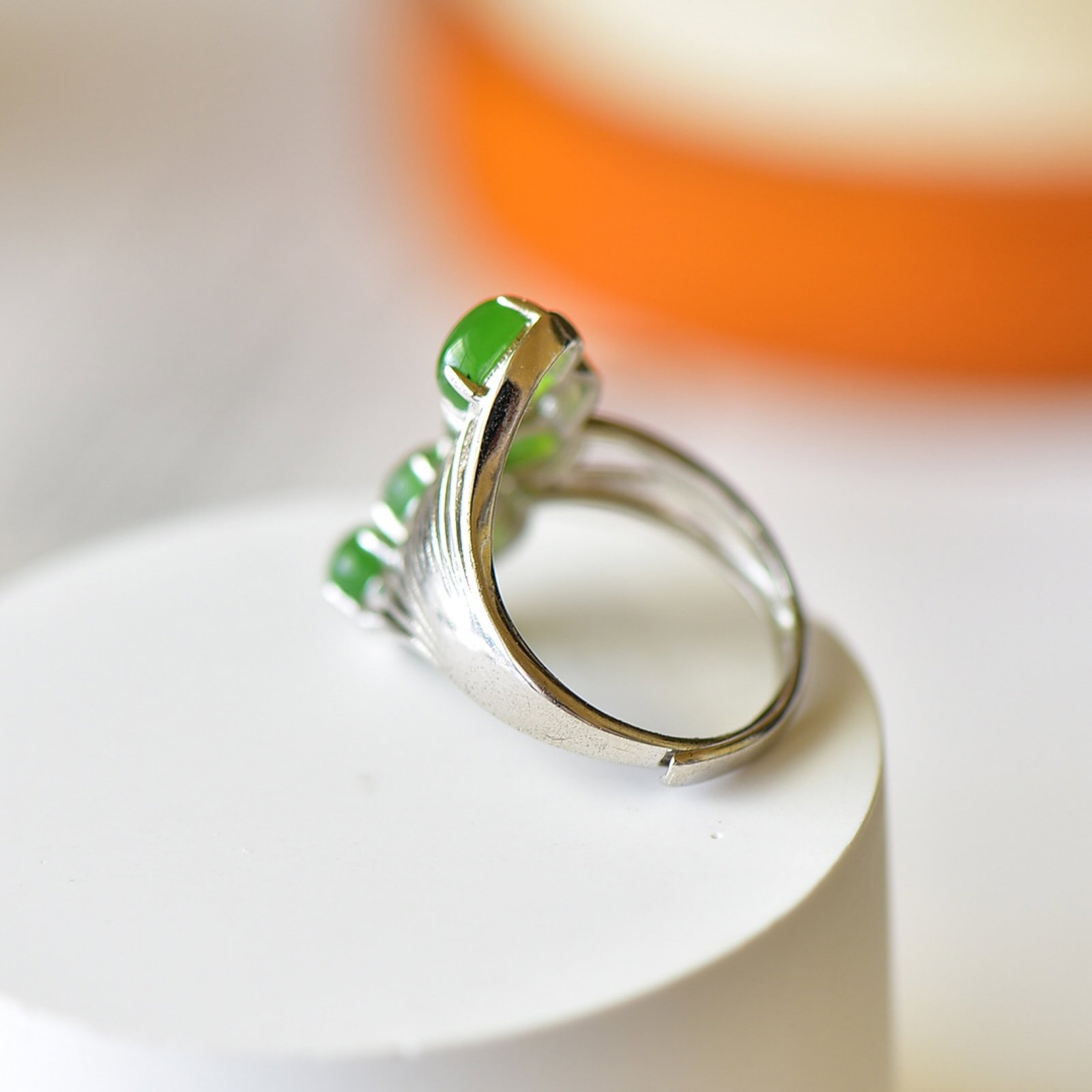 An Exquisite Sterling Silver Inlaid Jasper Ring - 5