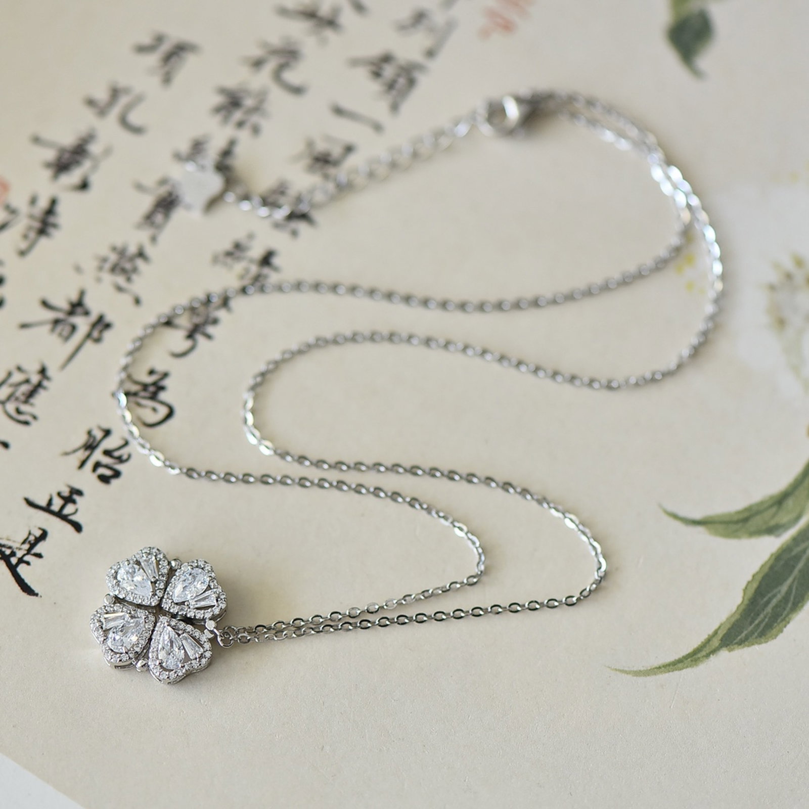 An Exquisite Sterling Silver Inlaid Diamond Pendant - 4