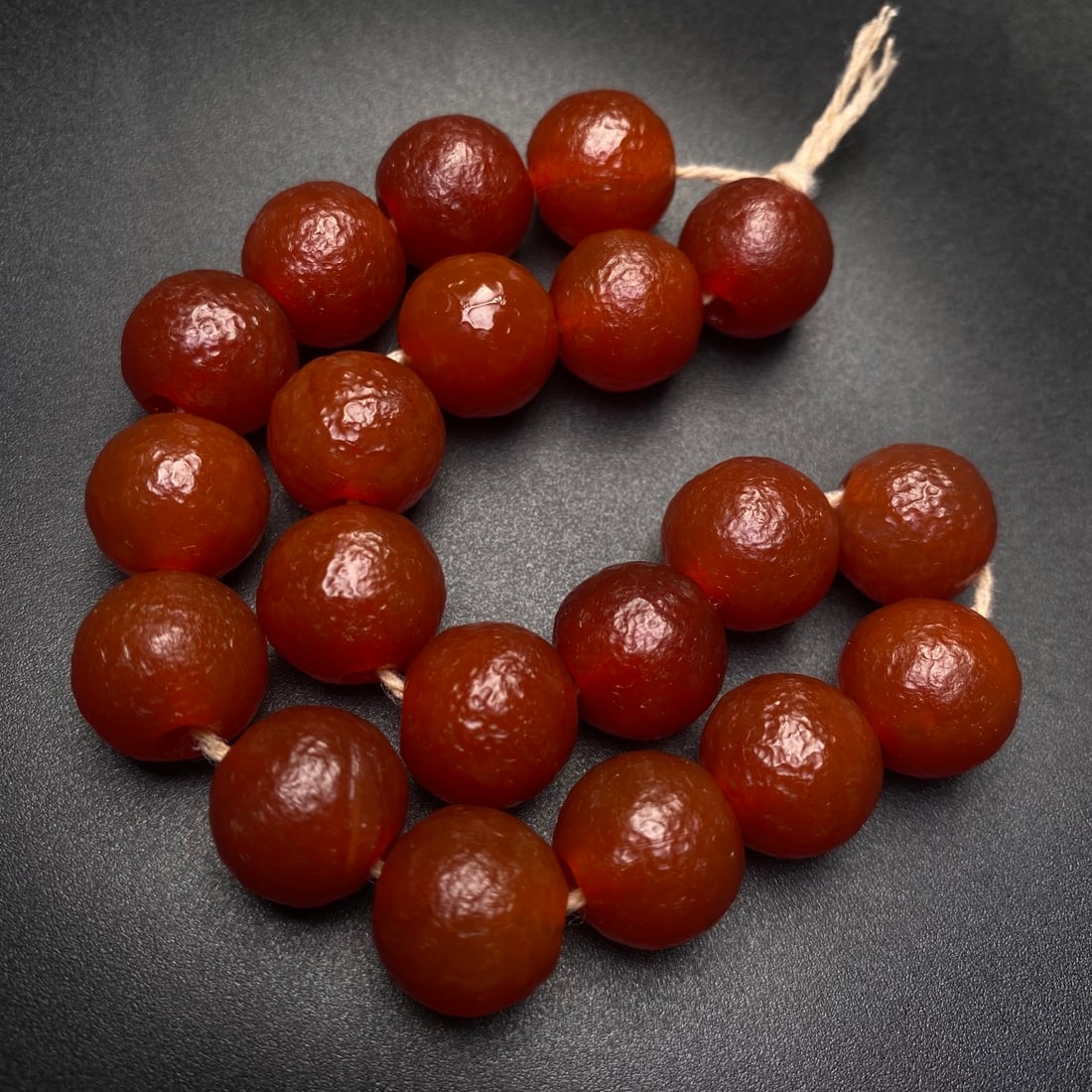 An Exquisite Agate Bracelets - 3