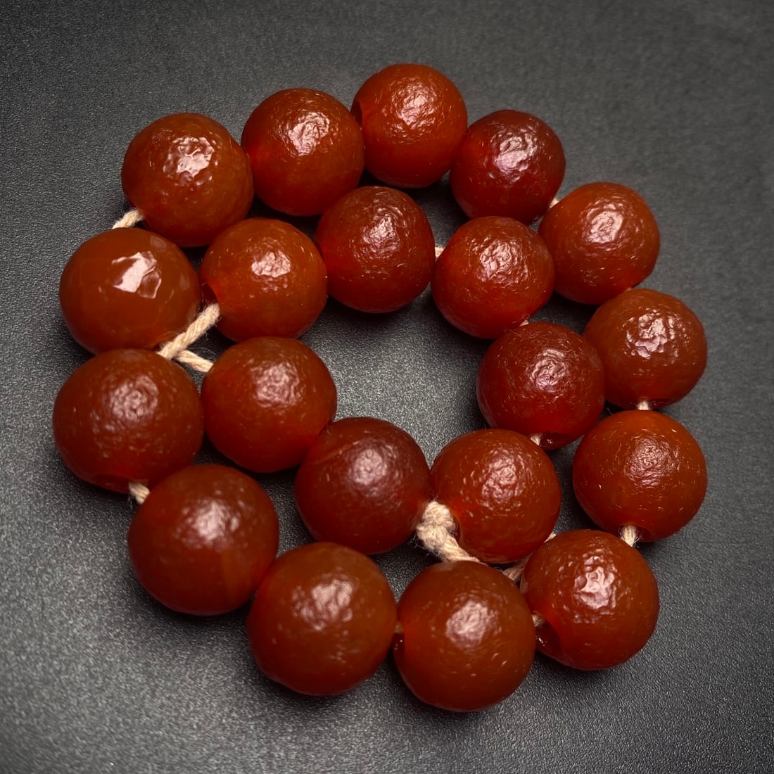 An Exquisite Agate Bracelets - 6
