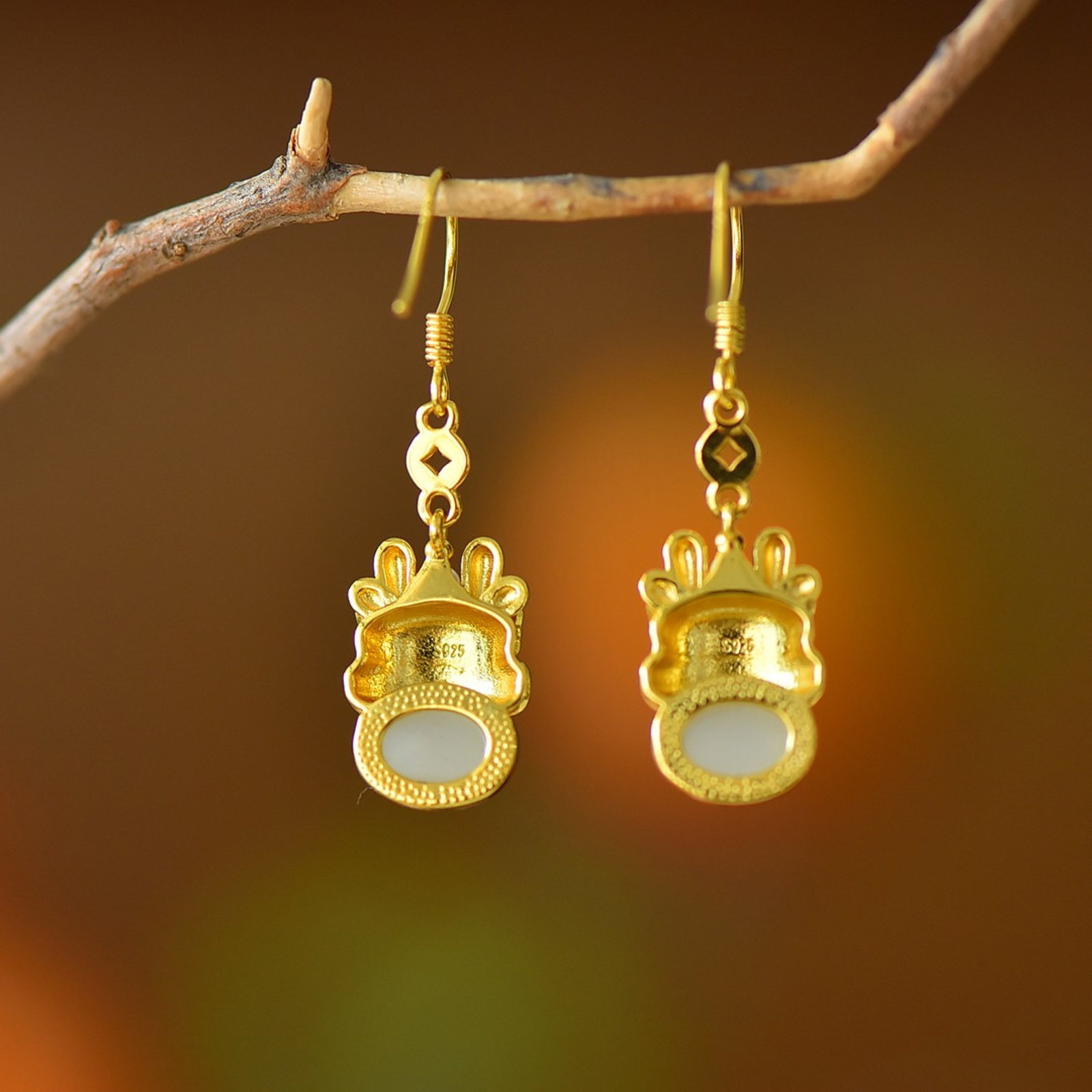 A Pair of Exquisite Sterling Silver-Gold Plated Inlaid White Jade Earrings - 5