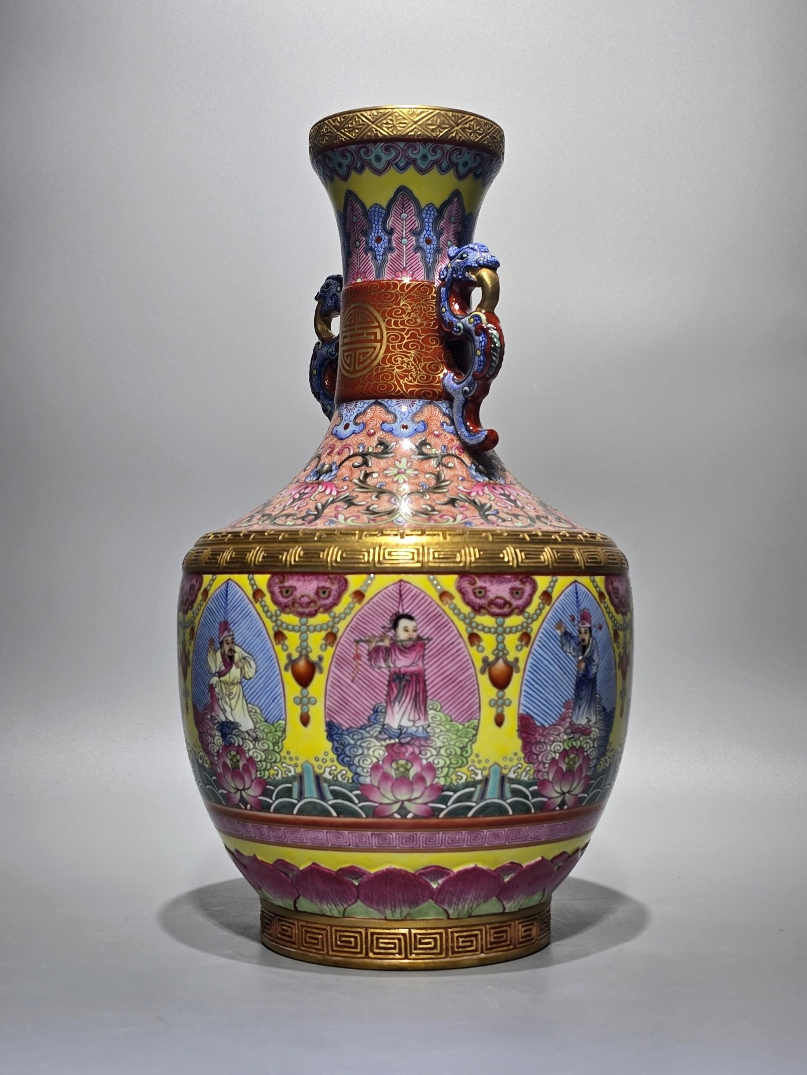 A Rare Famille-Rose Painted Gold Figure Pattern Dragon-Ears Vase,with an Imperial Poem by Emperor... - 2
