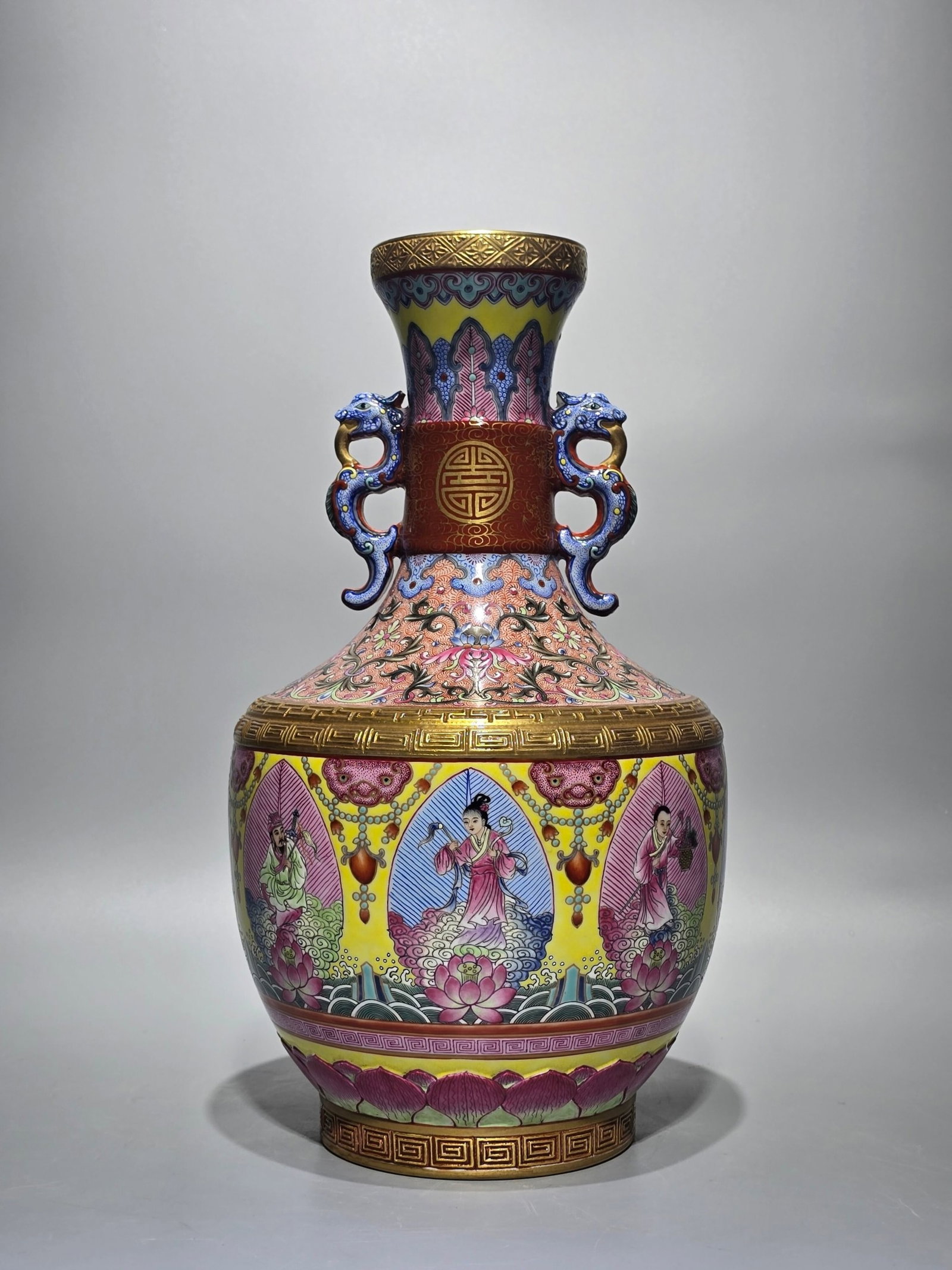 A Rare Famille-Rose Painted Gold Figure Pattern Dragon-Ears Vase,with an Imperial Poem by Emperor... - 5