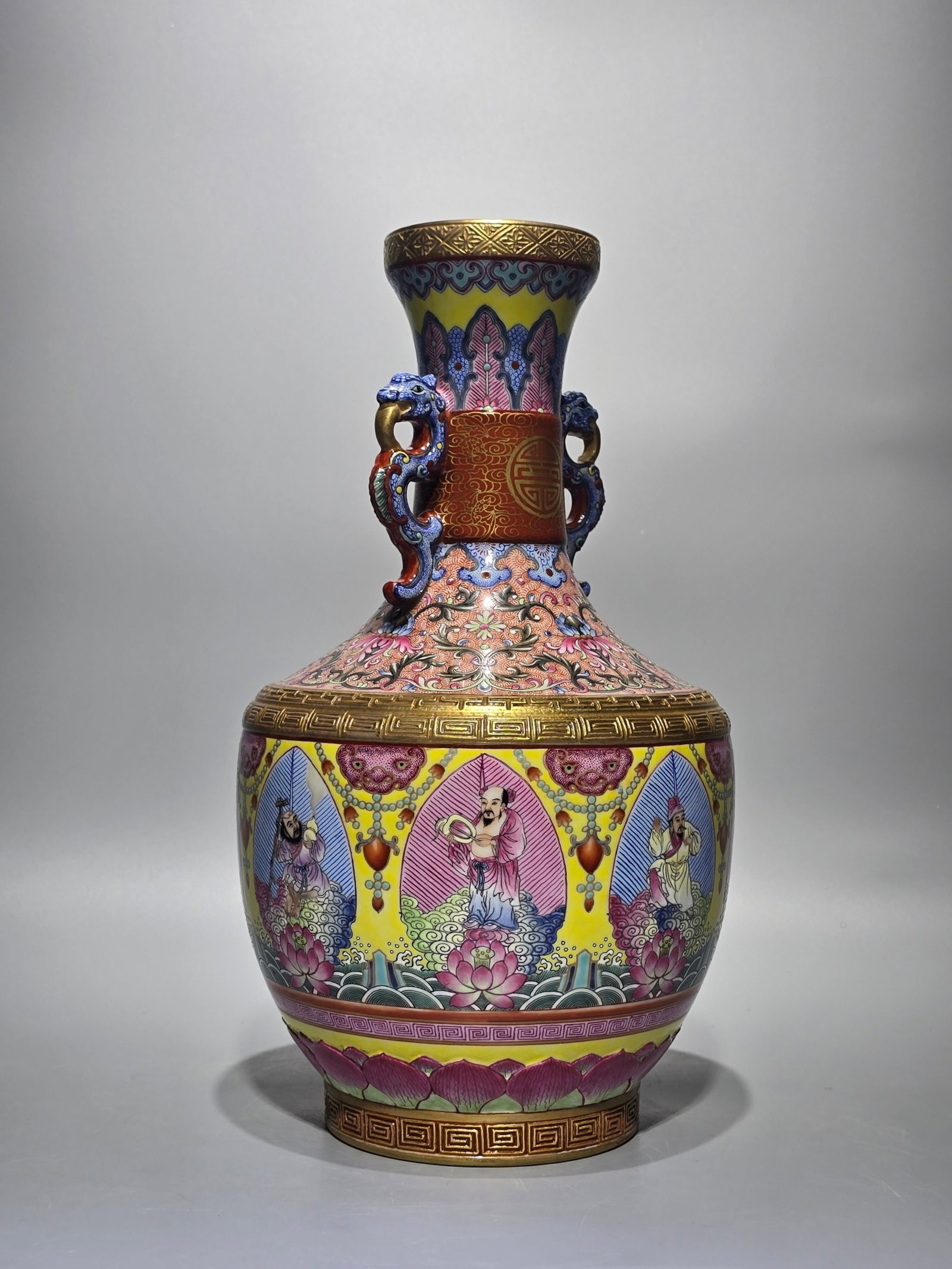 A Rare Famille-Rose Painted Gold Figure Pattern Dragon-Ears Vase,with an Imperial Poem by Emperor... - 7