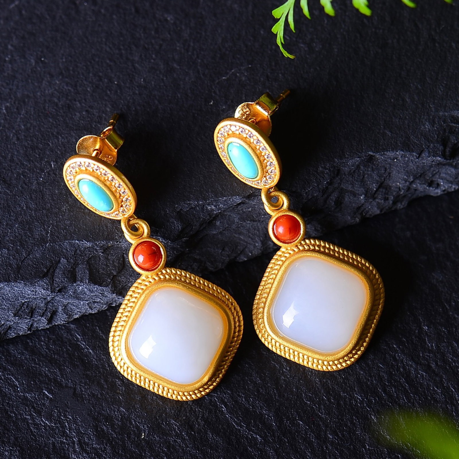 A Pair of Exquisite Sterling Silver-Gold Plated Inlaid White Jade Earrings - 4