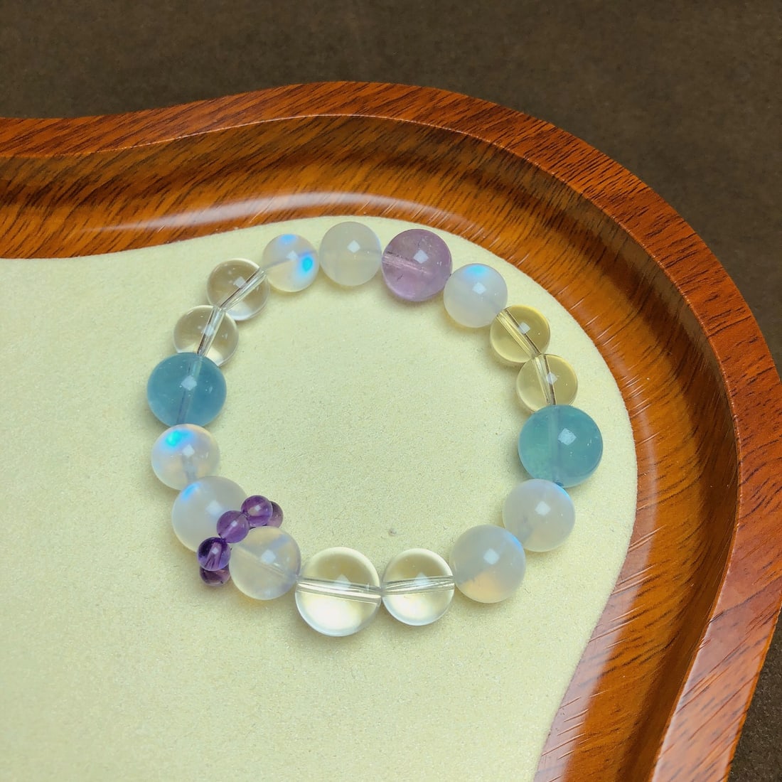 An Exquisite Crystal Bracelets - 7