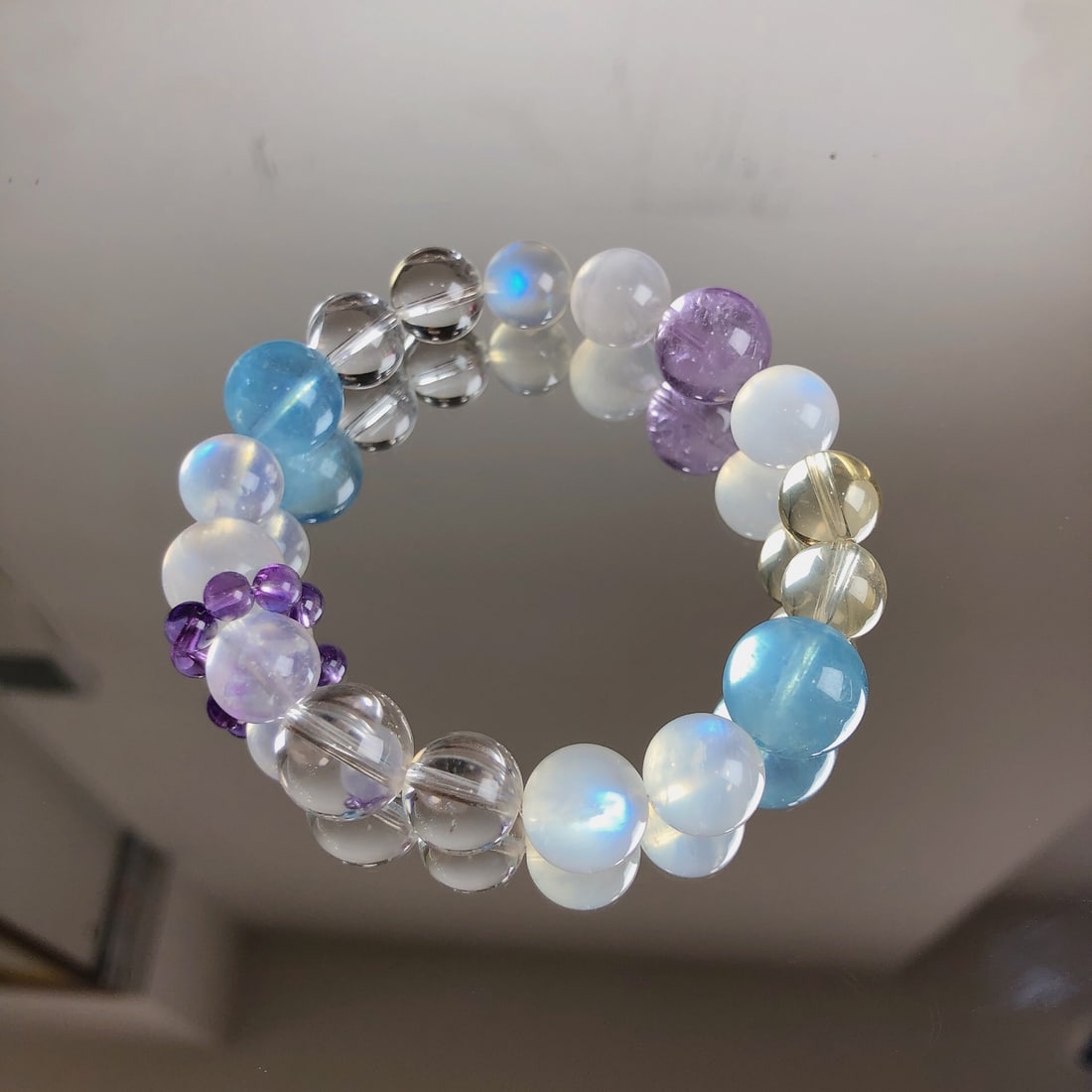An Exquisite Crystal Bracelets - 8