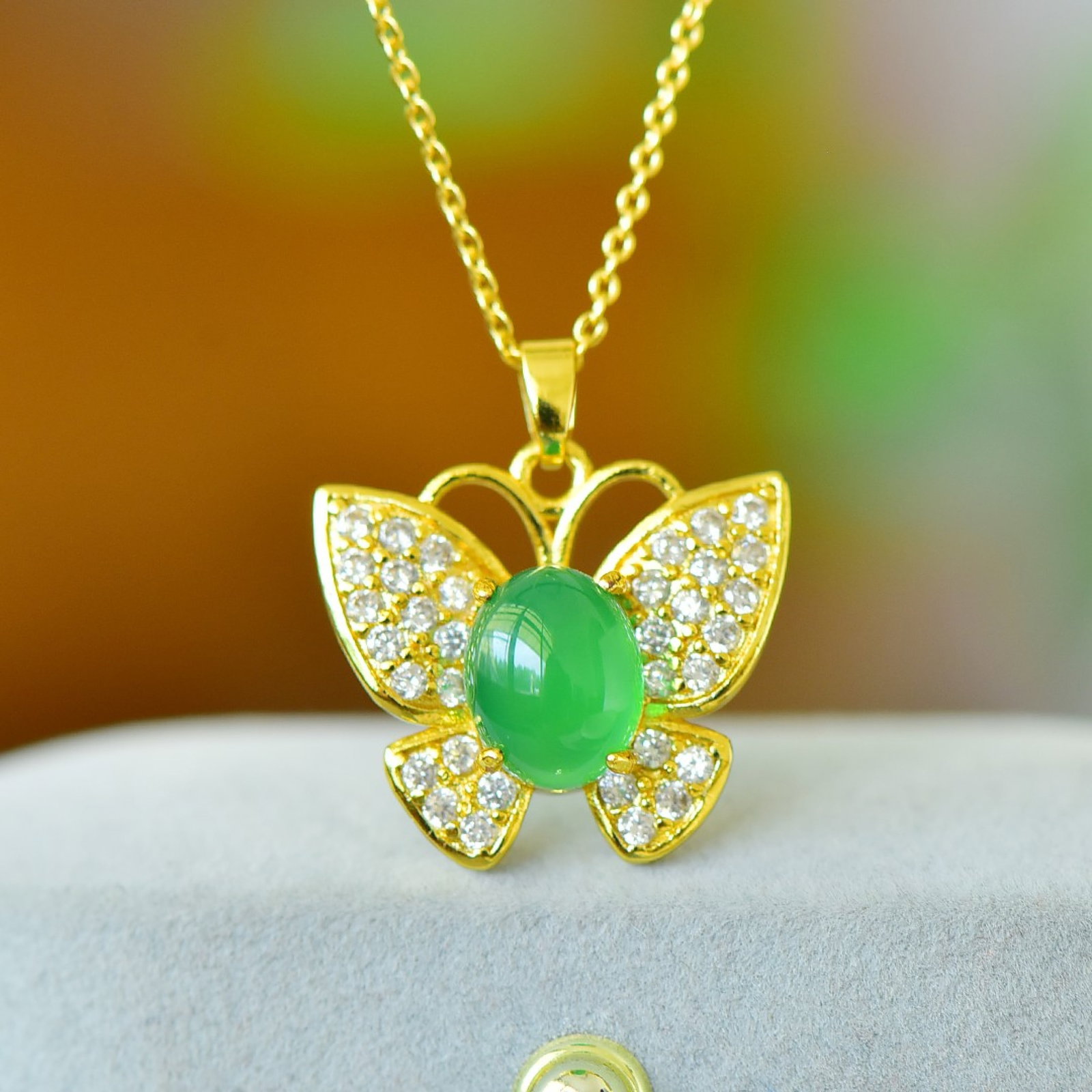 An Exquisite Butterfly Pendant,Inlaid Diamond - 2