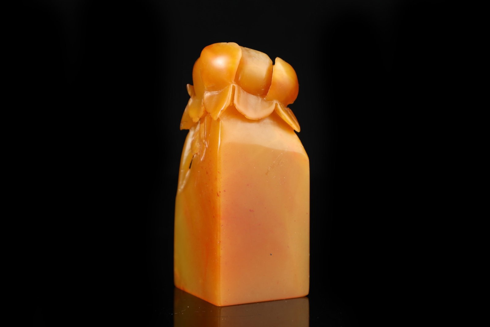 An Exquisite Tianhuang Stone Flower Pattern Seal,With Poem - 6