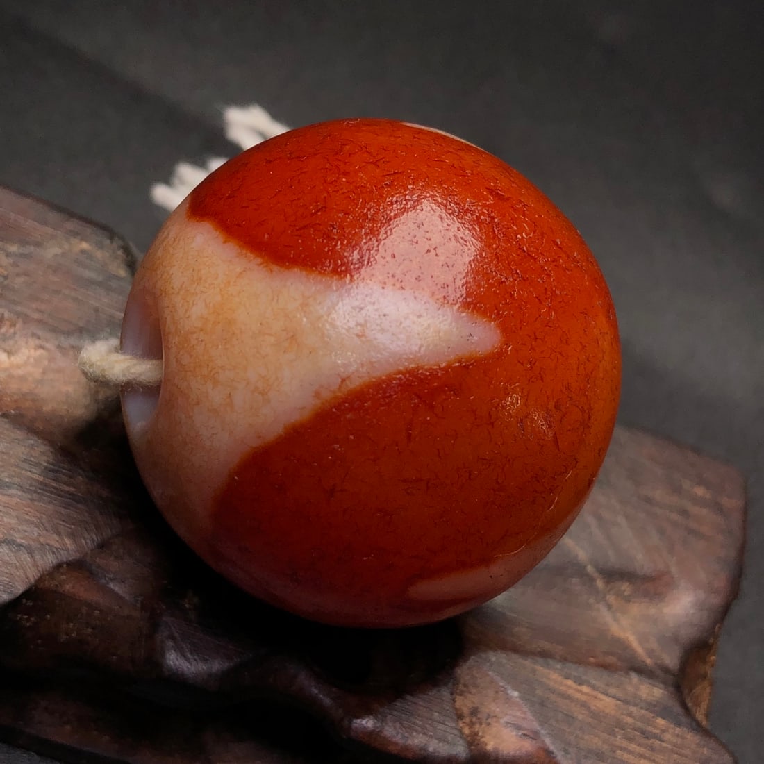 An Exquisite Dzi Bead Pendant - 7