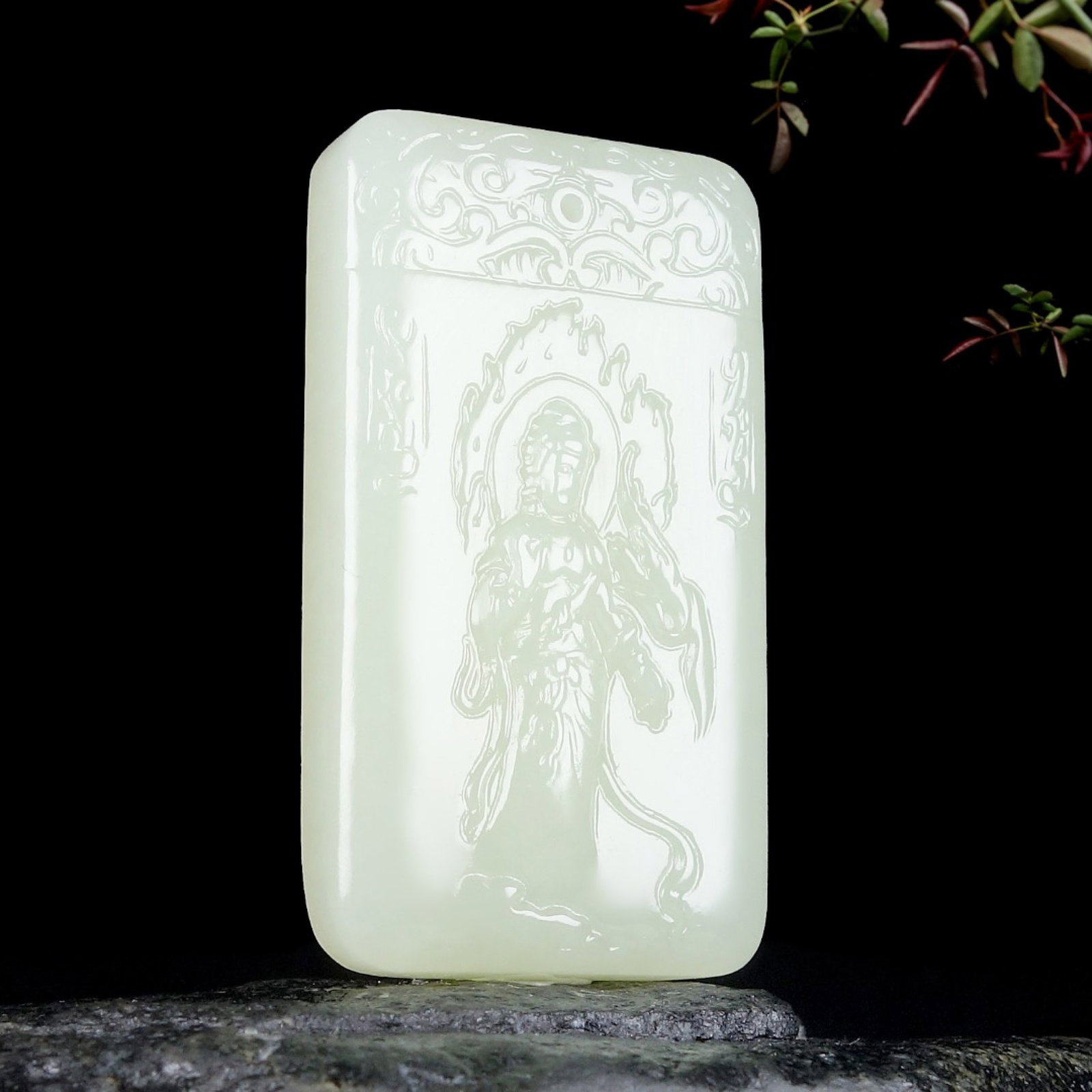 An Exquisite White Jade Statue of Avalokitesvara Pendant - 2