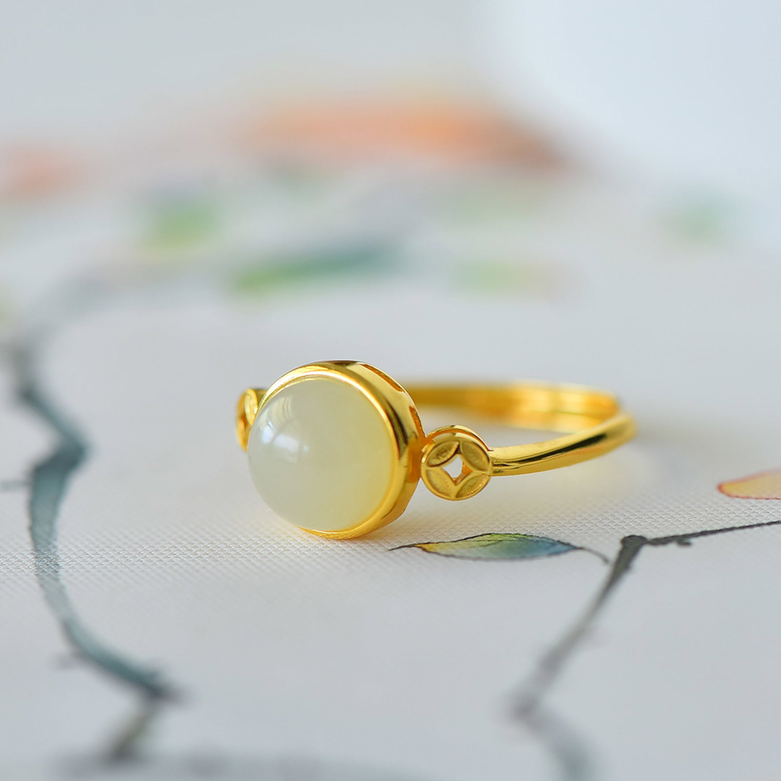 An Exquisite Sterling Silver-Gold Plated Inlaid White Jade Ring - 5