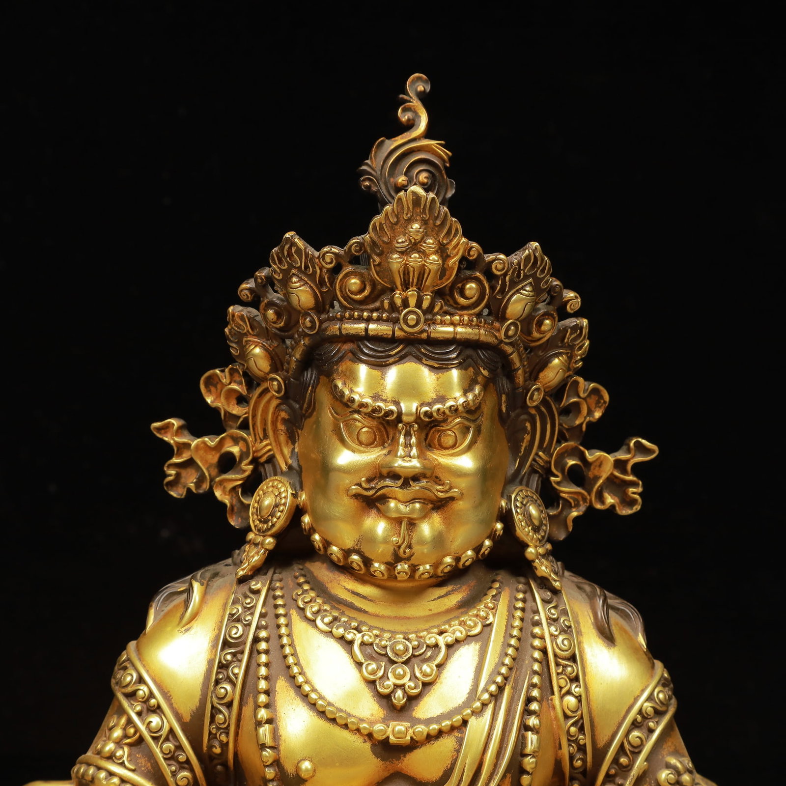 A Solemn Gilt Bronze Statue of Mammon - 2
