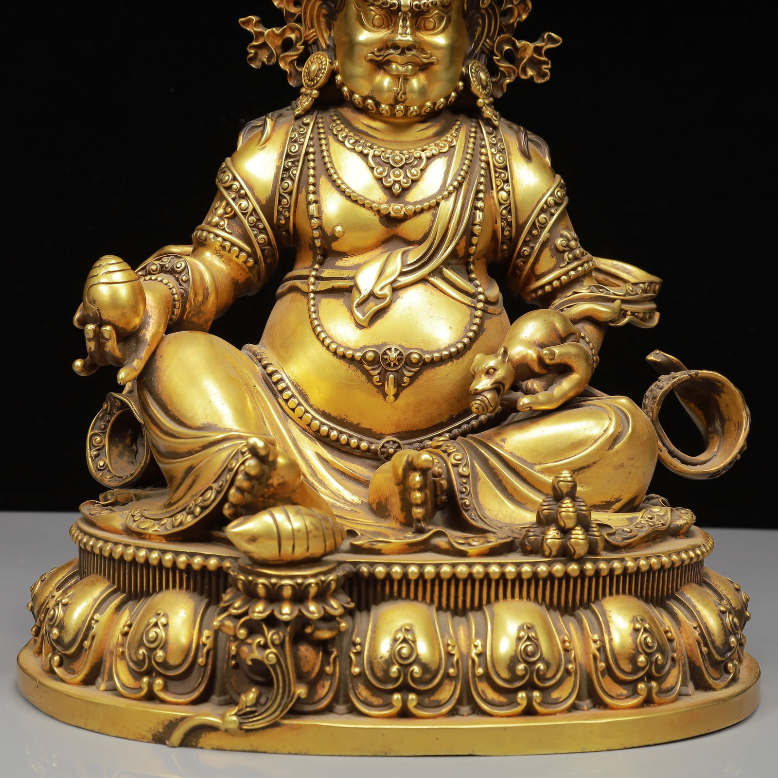 A Solemn Gilt Bronze Statue of Mammon - 4