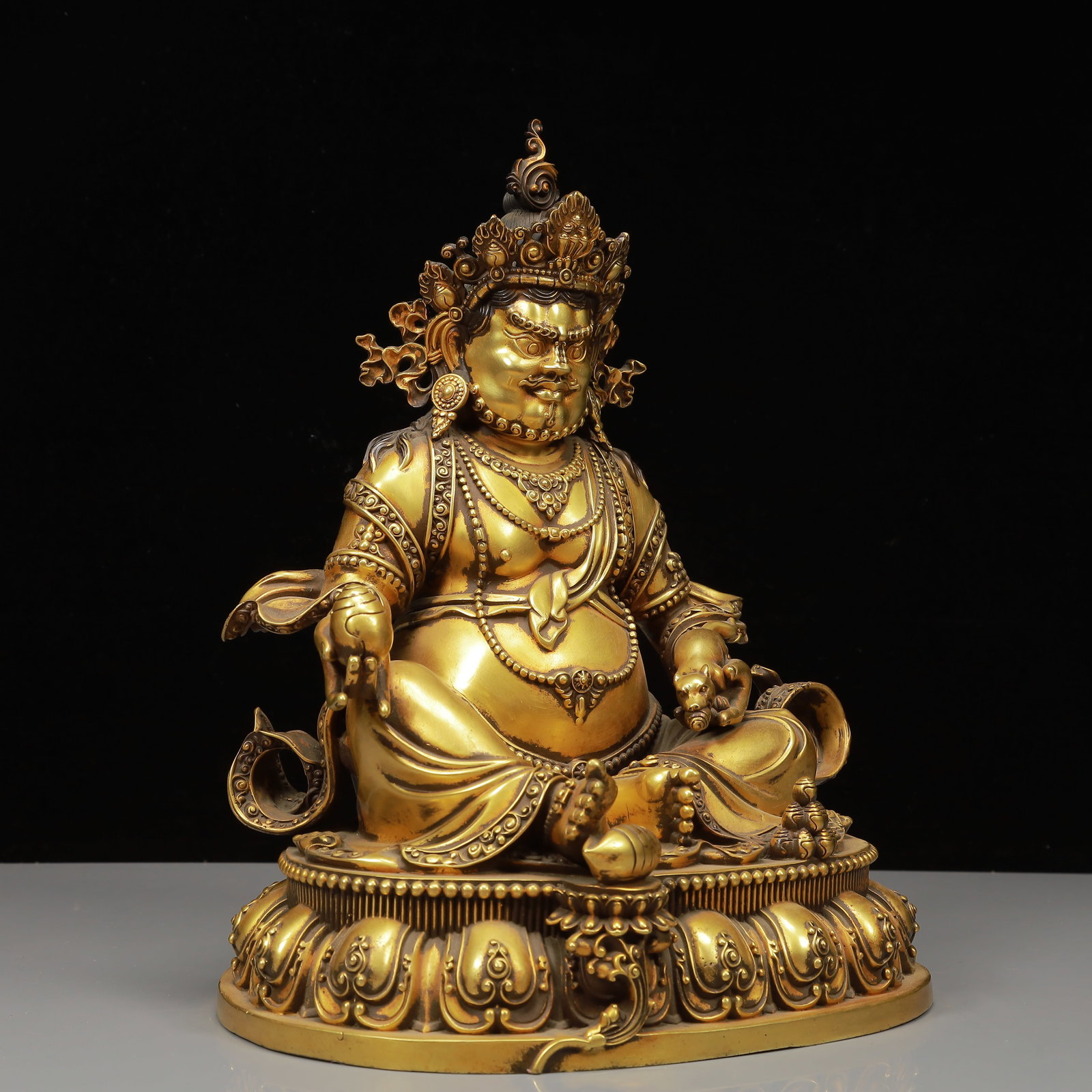 A Solemn Gilt Bronze Statue of Mammon - 7