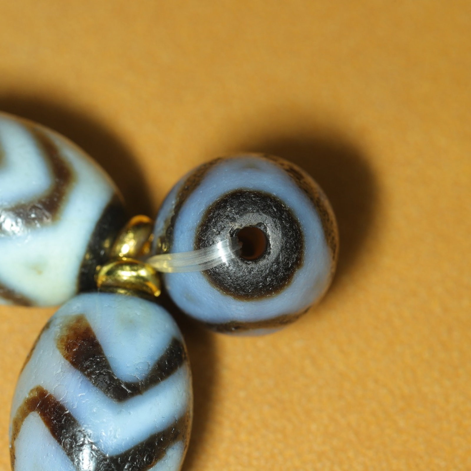 An Exquisite Dzi Bead Bracelets - 9