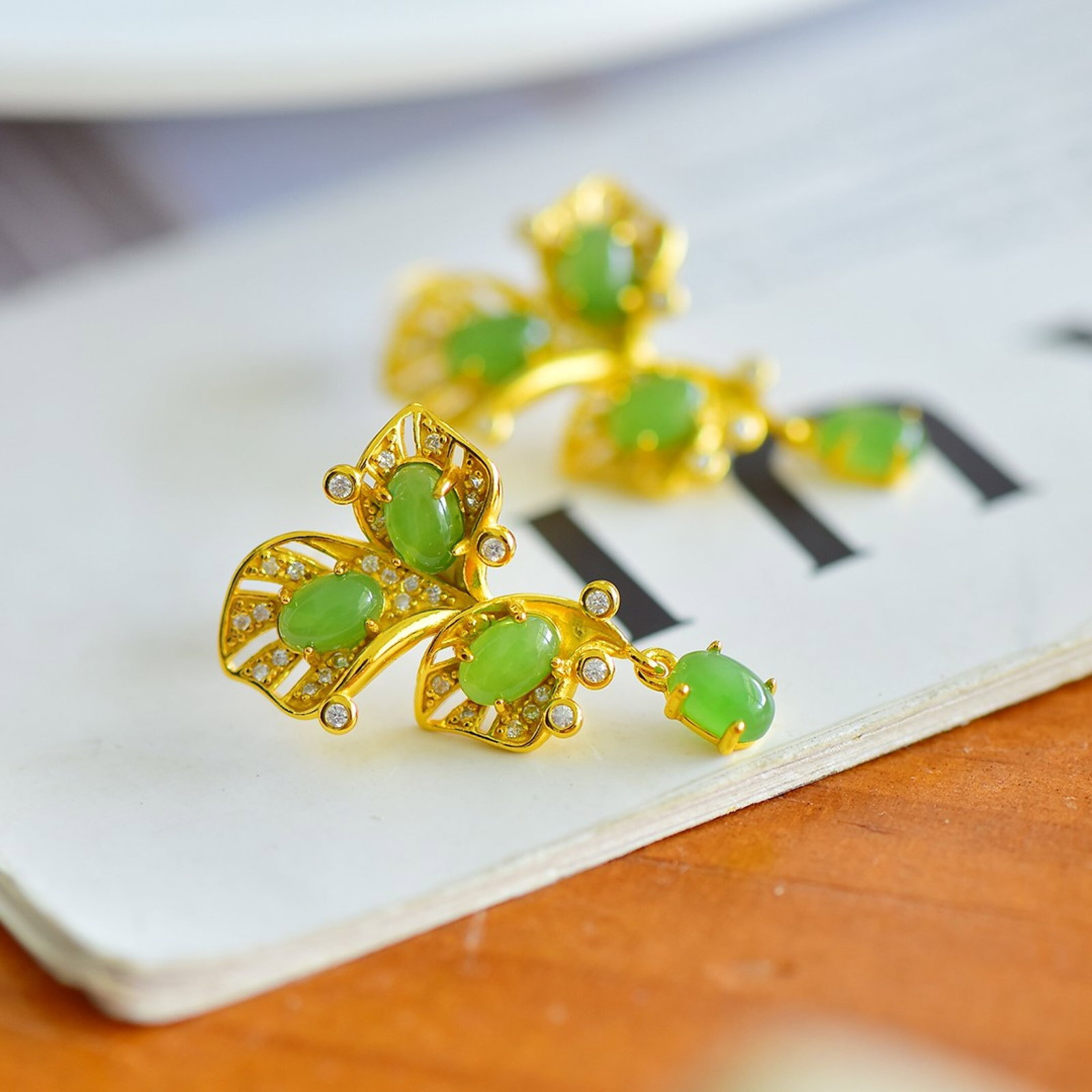 A Pair of Exquisite Sterling Silver-Gold Plated Inlaid Jasper Earrings,Inlaid Diamonds - 4