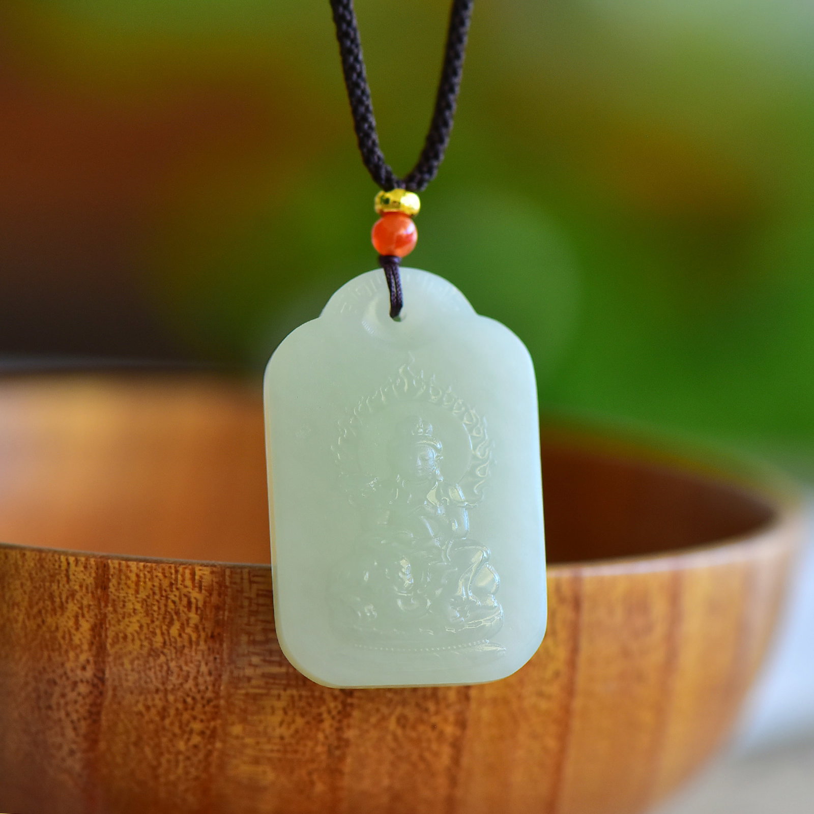An Exquisite White Jade Bodhisattva Pendant - 4