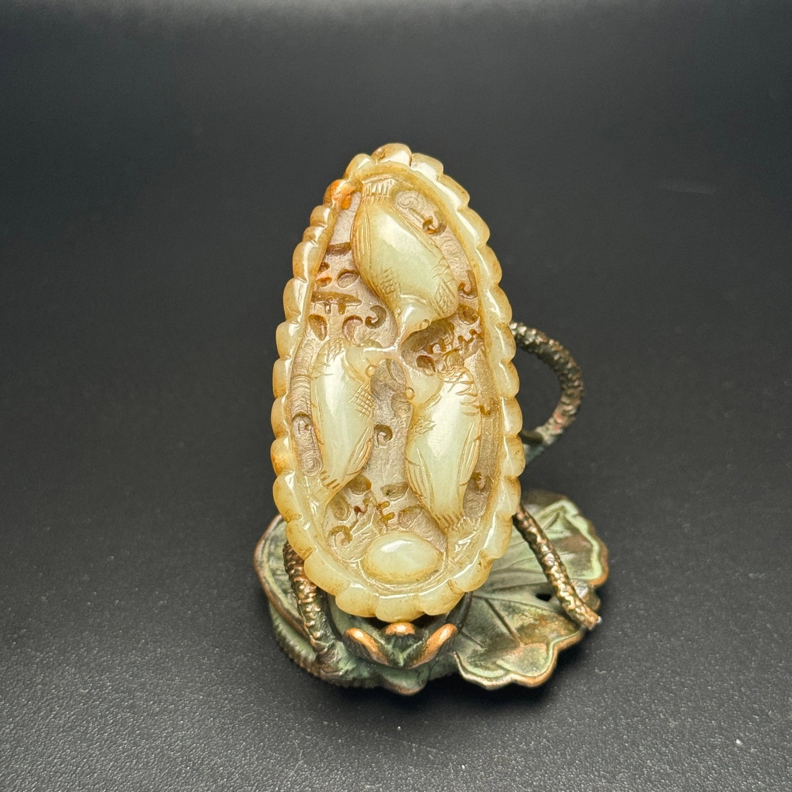 An Exquisite White Jade Bird Pattern Pendant: Estimated Value:380-760 An Exquisite White Jade Bird Pattern Pendant,Qing Dynasty,China,Size:61mmx32mmx12mm,Weight:27g 白玉鸟纹挂件,中国清代