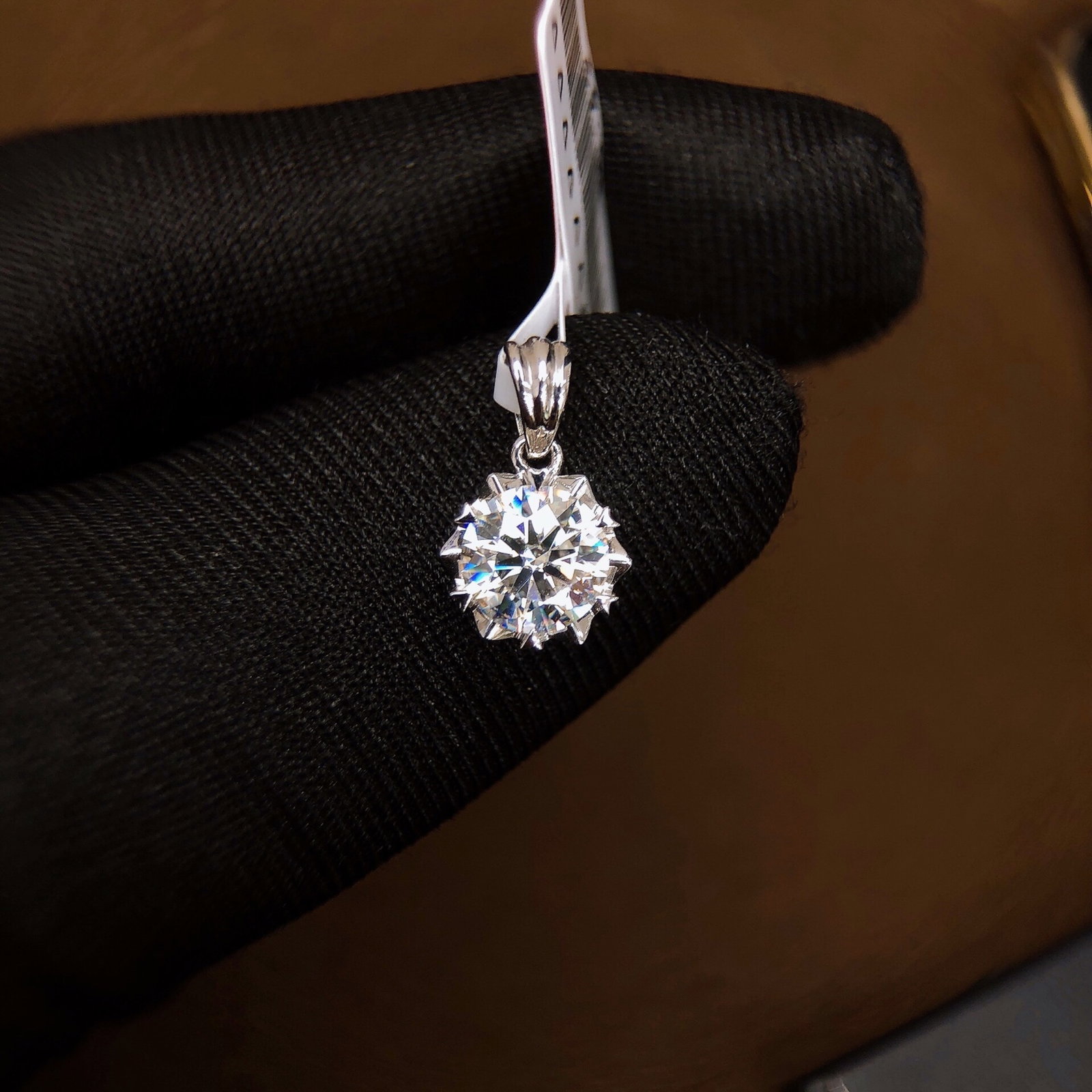 1Ctw Diamond Pendant - 3