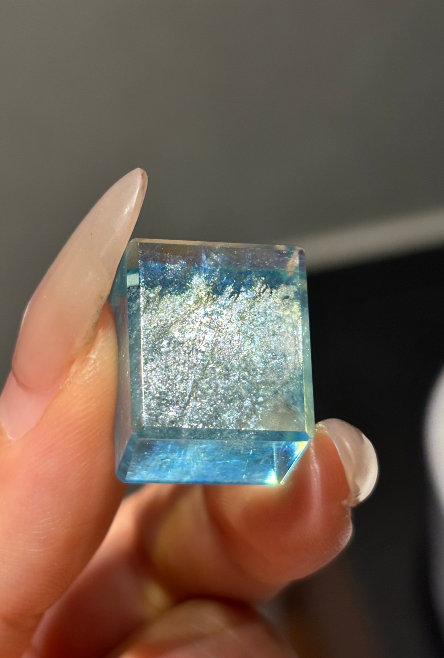 An Exquisite Aquamarine Pendant - 2