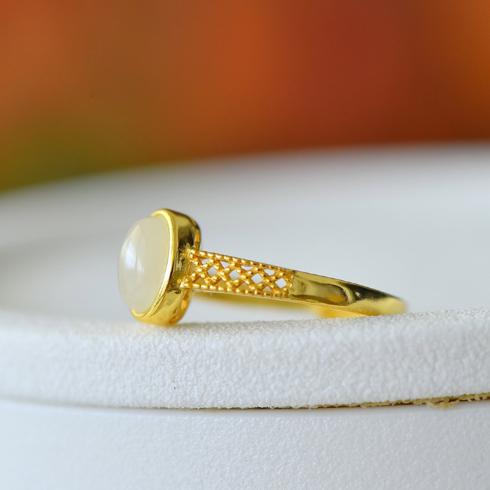 An Exquisite Sterling Silver-Gold Plated Inlaid White Jade Ring - 5