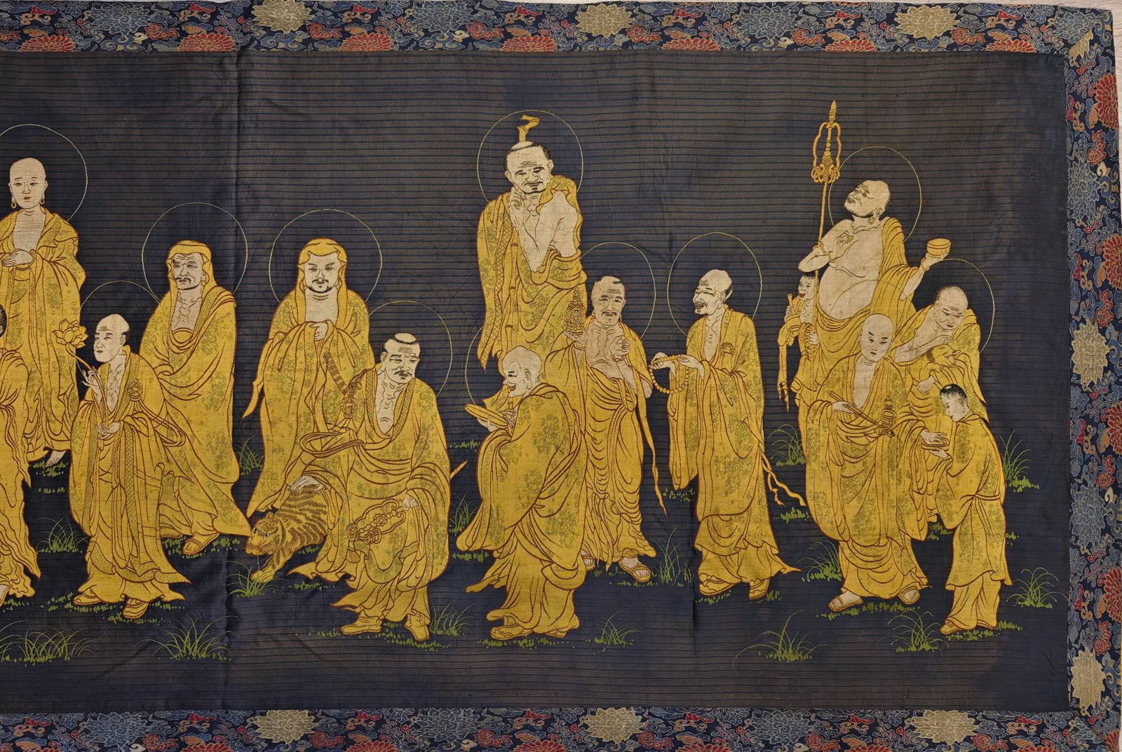 An exquisite kesi of the Eighteen Arhats - 2