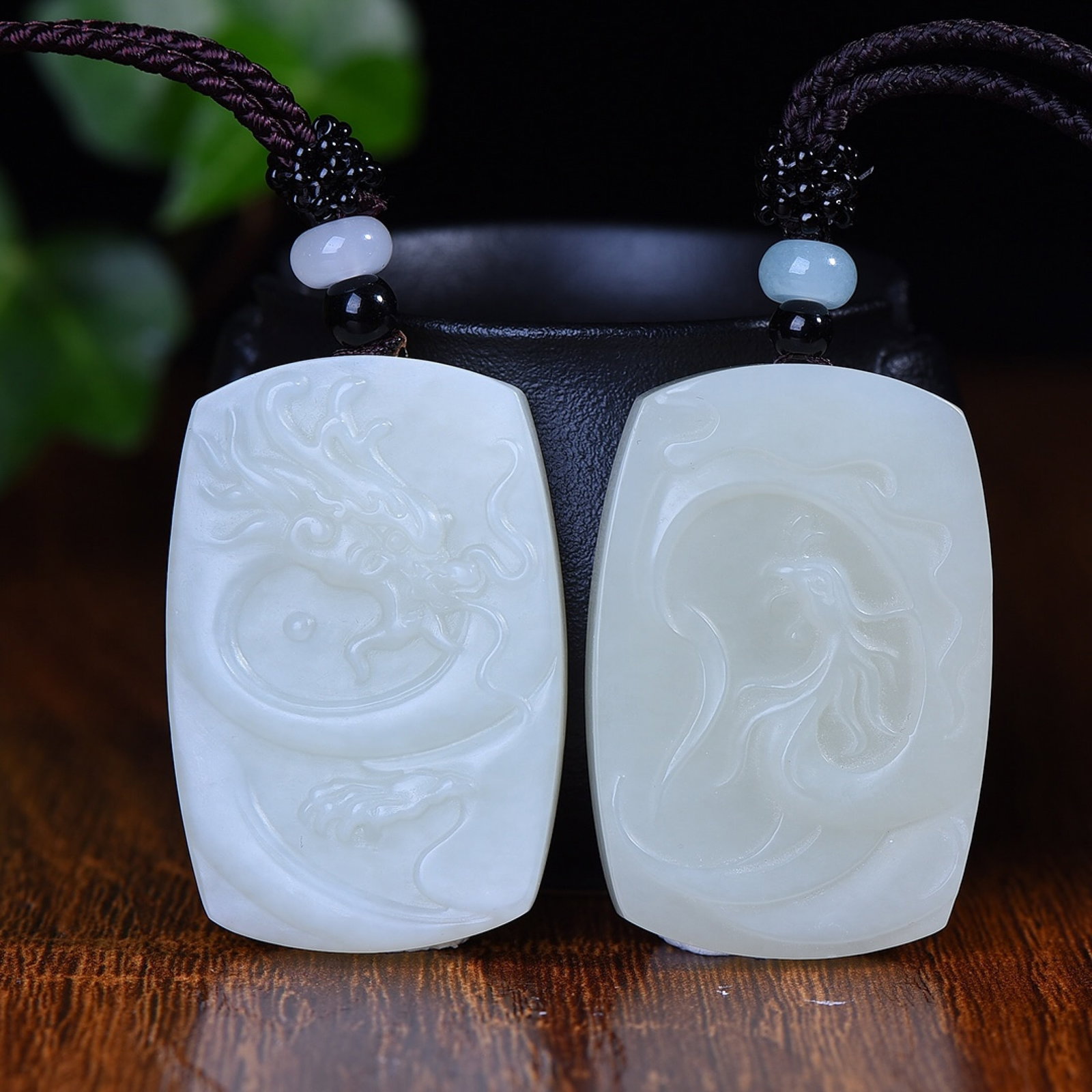 A Pair of Exquisite White Jade Dragon and Phoenix Pattern Pendant - 3
