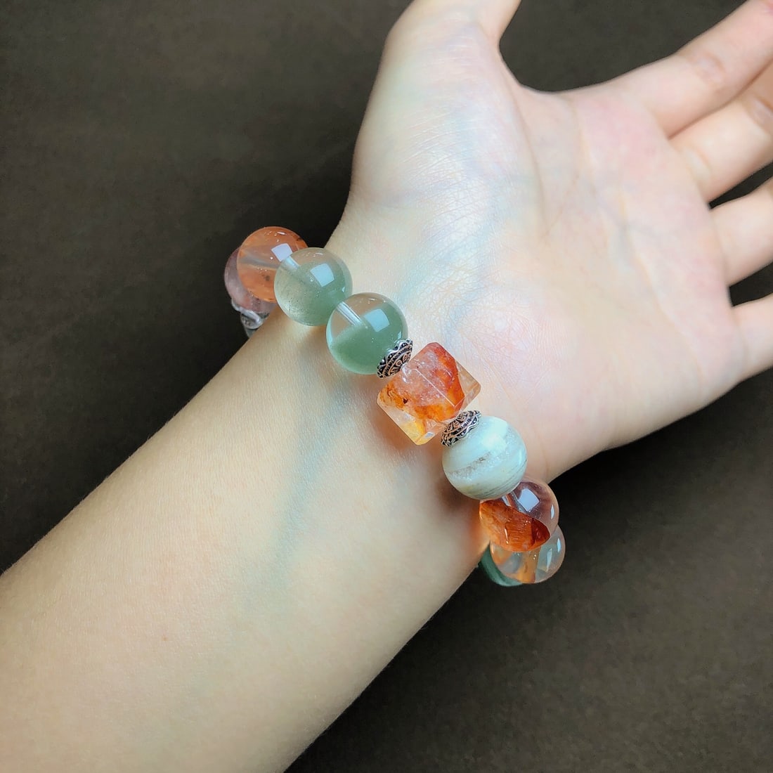 An Exquisite Crystal Bracelets - 4