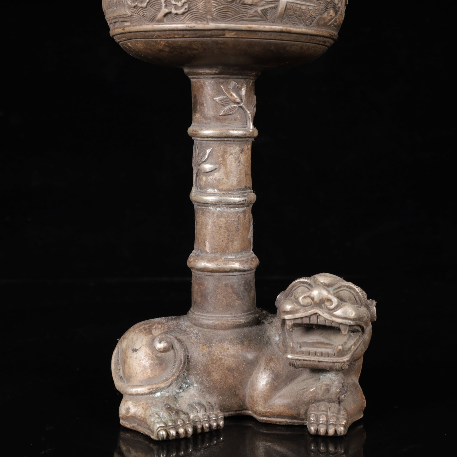 A Pair of Exquisite Silver-Plated Bronze Landscape Pattern Auspicious Beast Censers - 10
