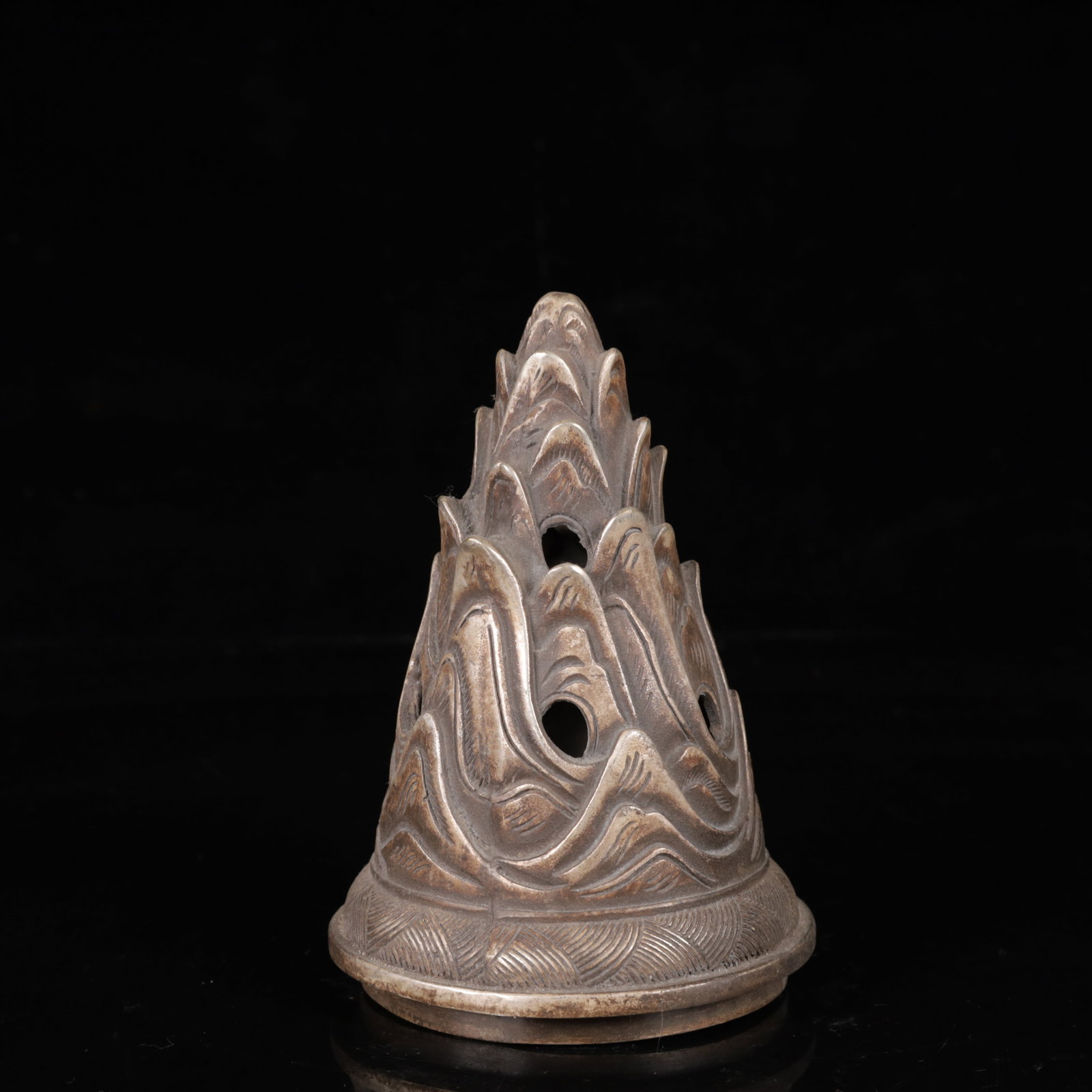 A Pair of Exquisite Silver-Plated Bronze Landscape Pattern Auspicious Beast Censers - 20