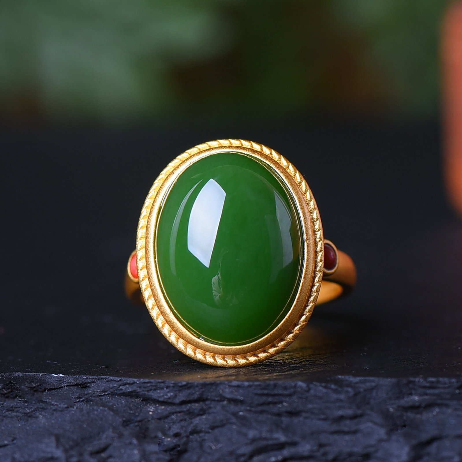 An Exquisite Sterling Silver-Gold Plated Inlaid Jasper Ring - 5