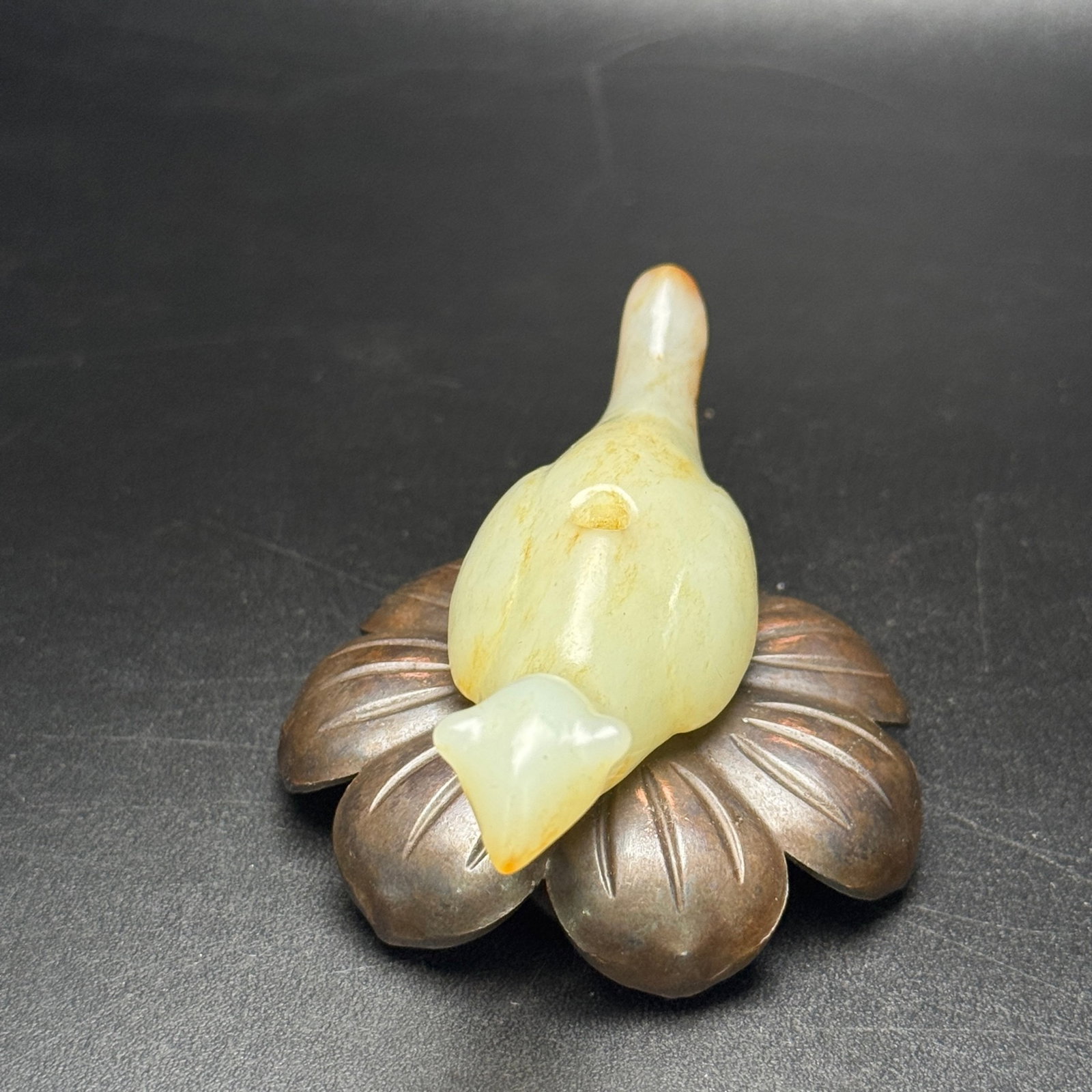 An Exquisite White Jade Bird Pendant - 4