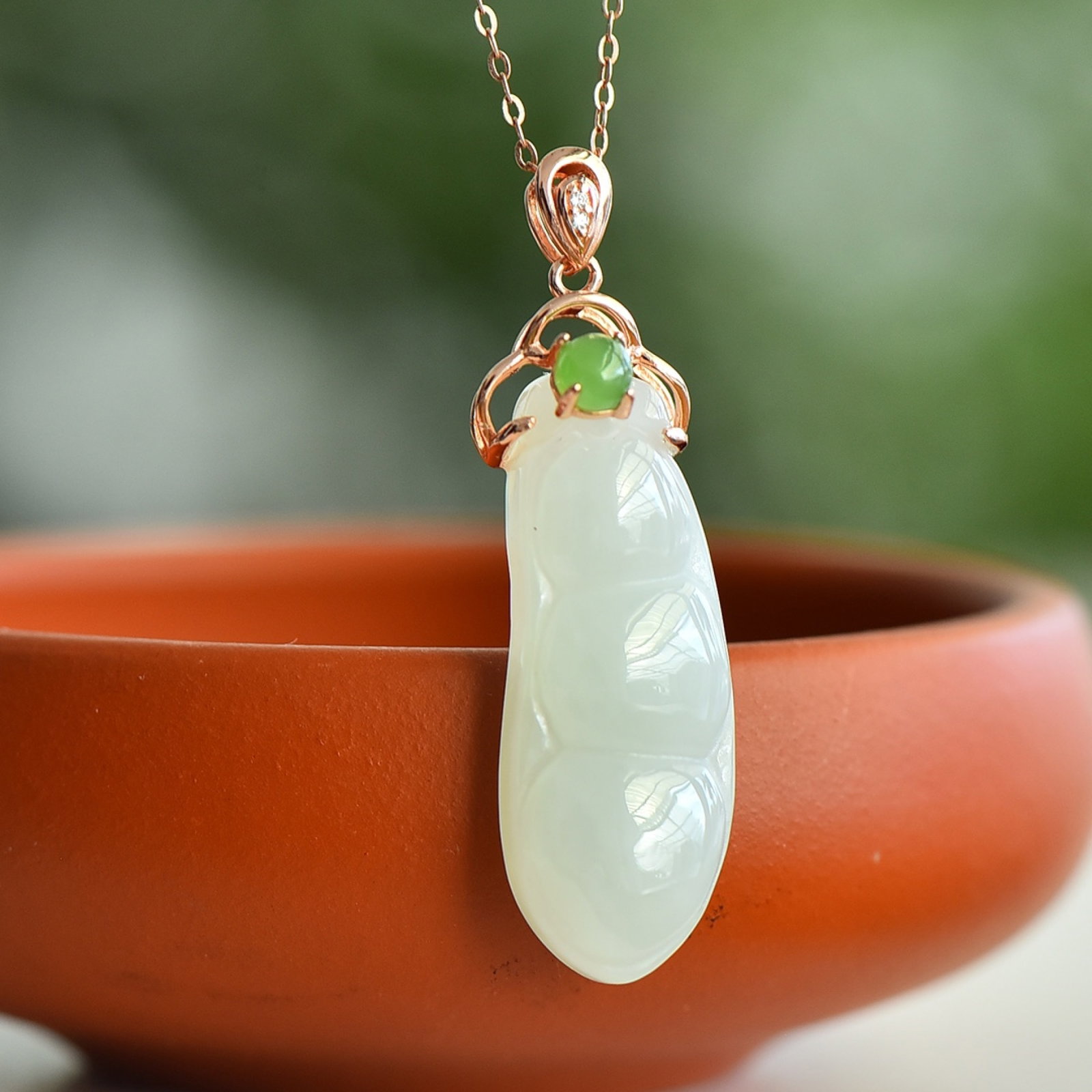 An Exquisite Sterling Silver-Gold Plated Inlaid White Jade Pendant - 2
