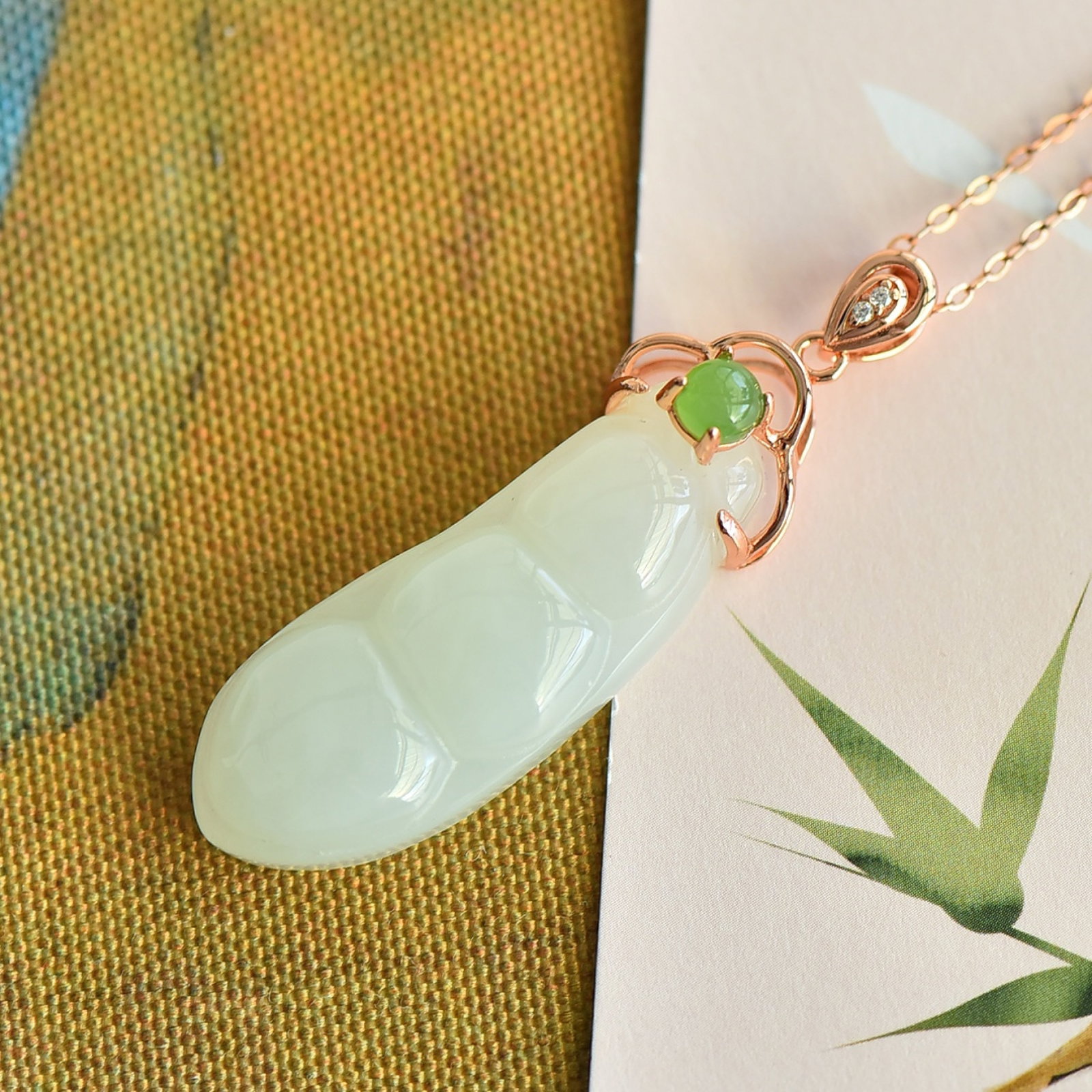 An Exquisite Sterling Silver-Gold Plated Inlaid White Jade Pendant - 3